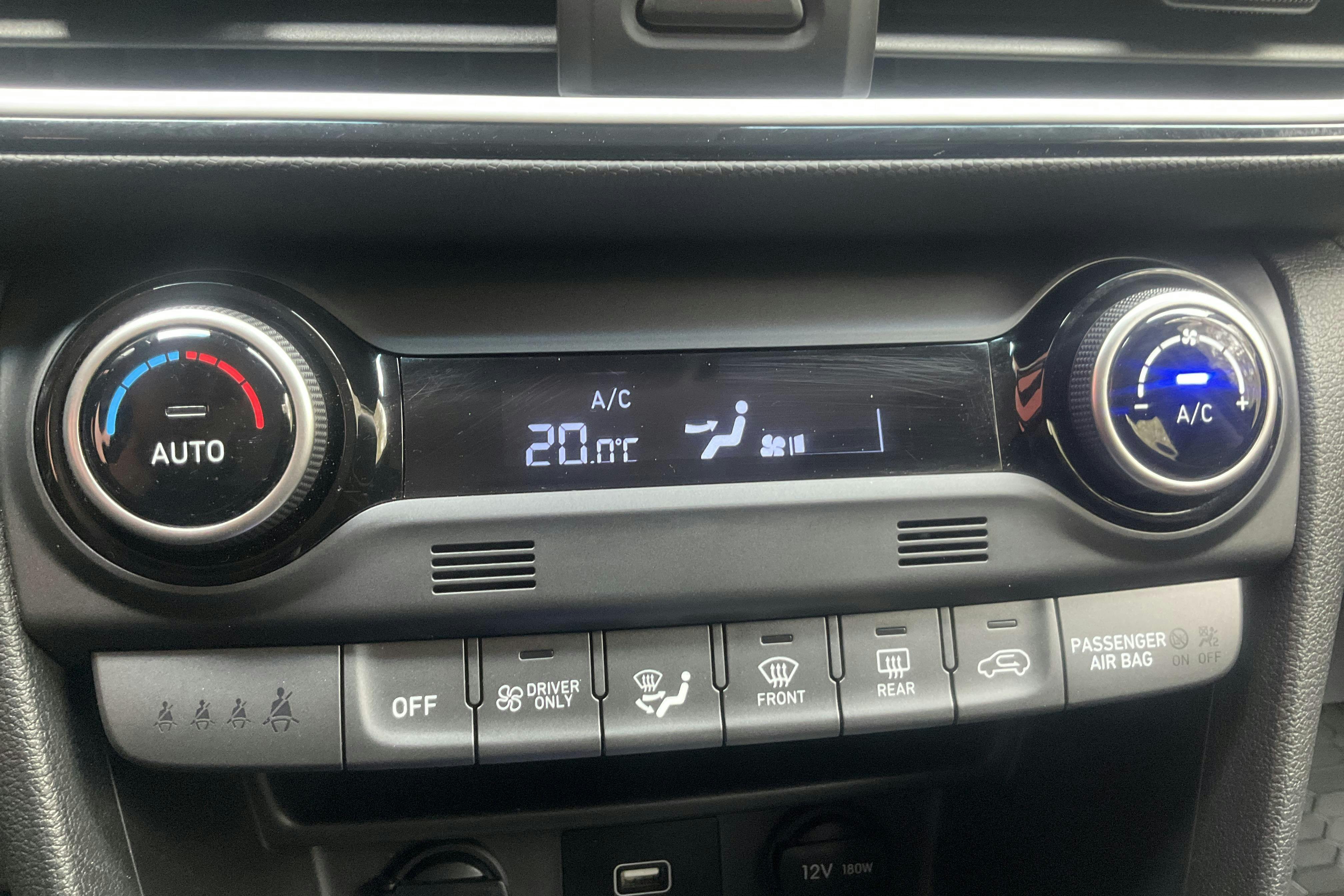 Hyundai Kona 1.6 GDI Hybrid (141hk) - 29 850 km - Automatic - black - 2020