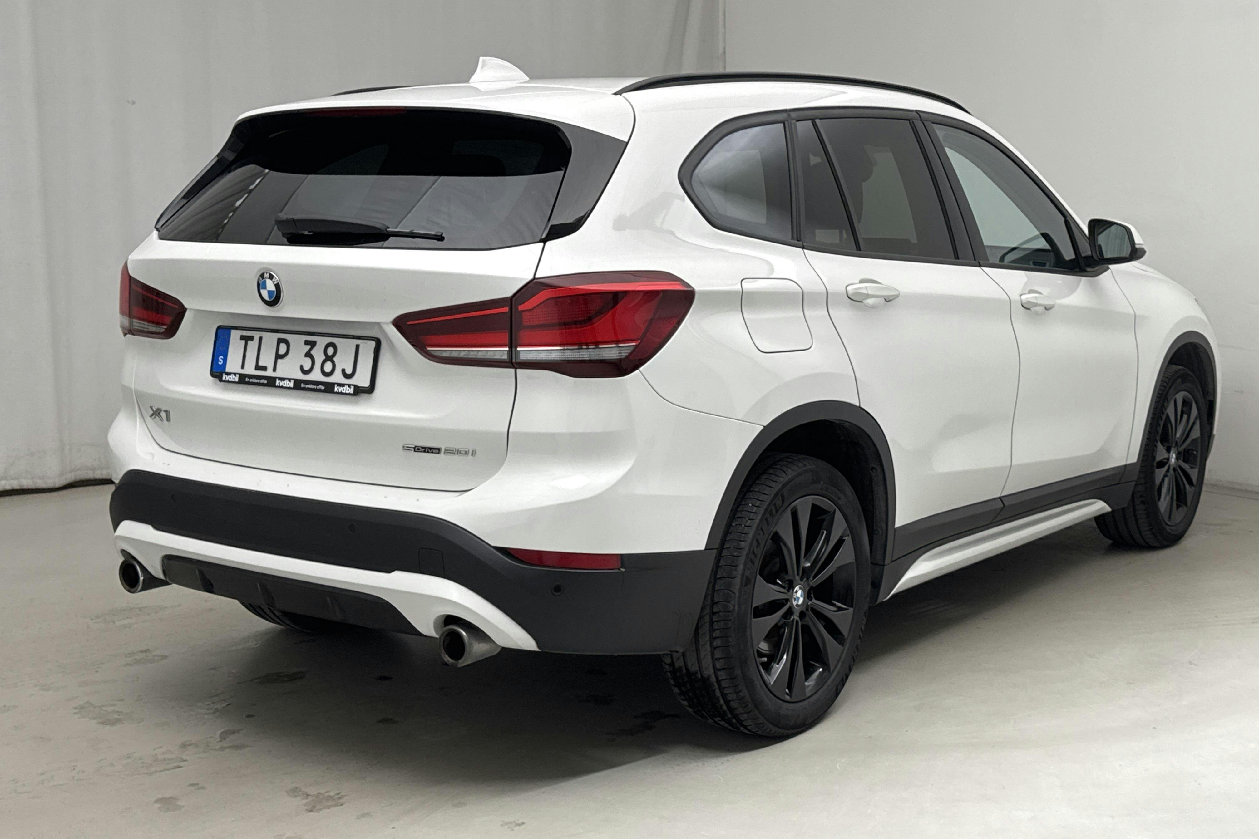 BMW X1 sDrive20i LCI, F48 (178hk) - 9 901 mil - Automat - vit - 2022