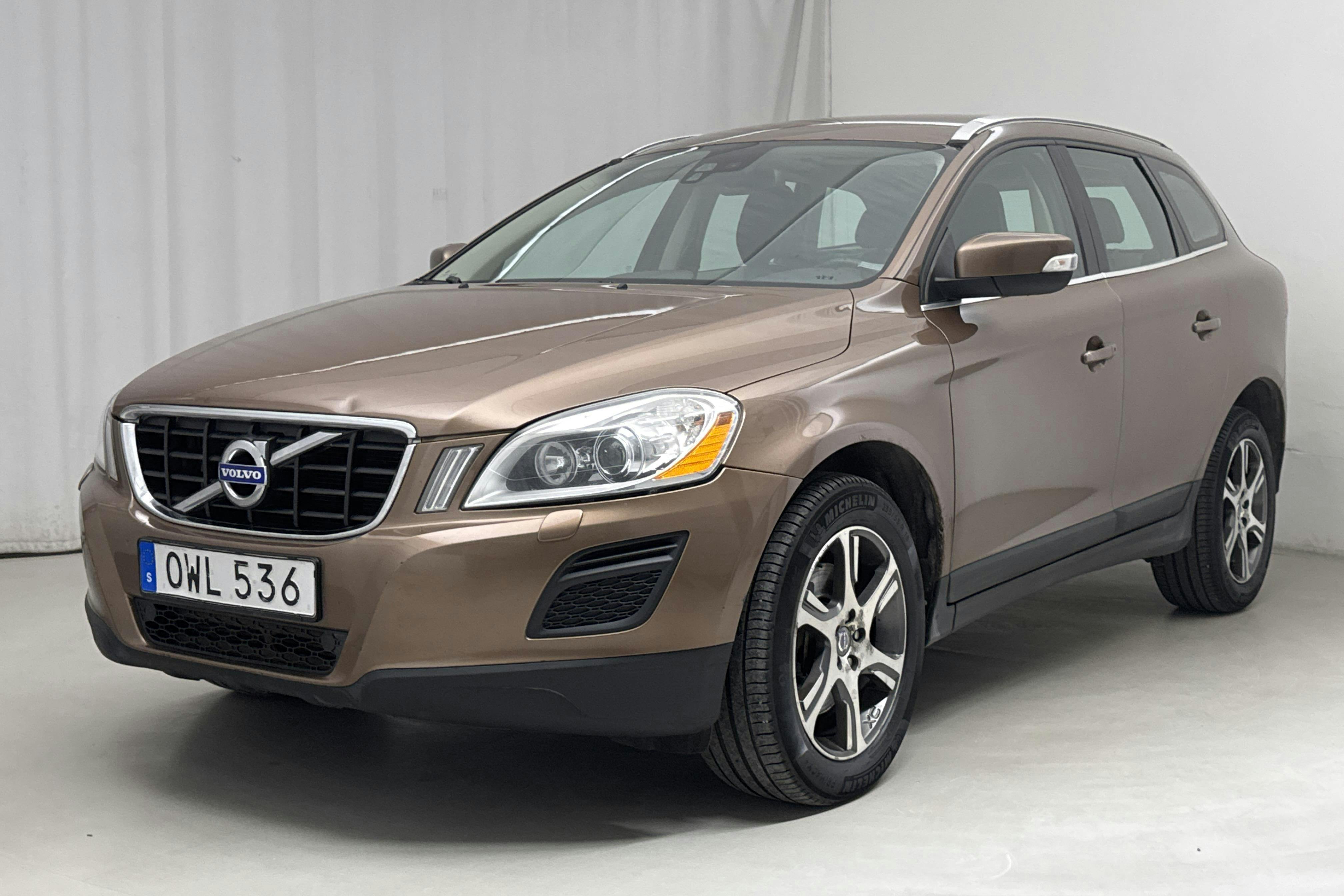 Volvo XC60 D3 AWD (163hk) - 283 120 km - Automatyczna - brązowy - 2011
