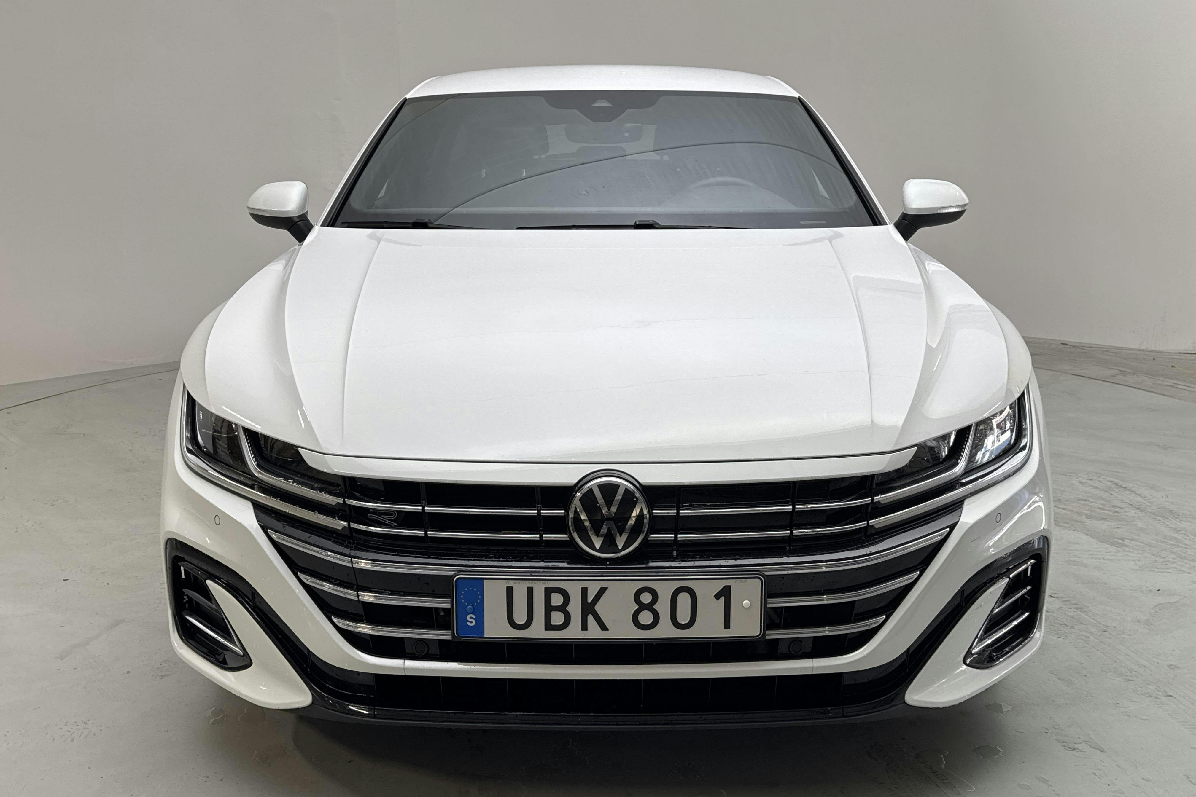 VW Arteon Shooting Brake eHybrid 1.4 TSI (218hk) - 9 244 mil - Automat - vit - 2021