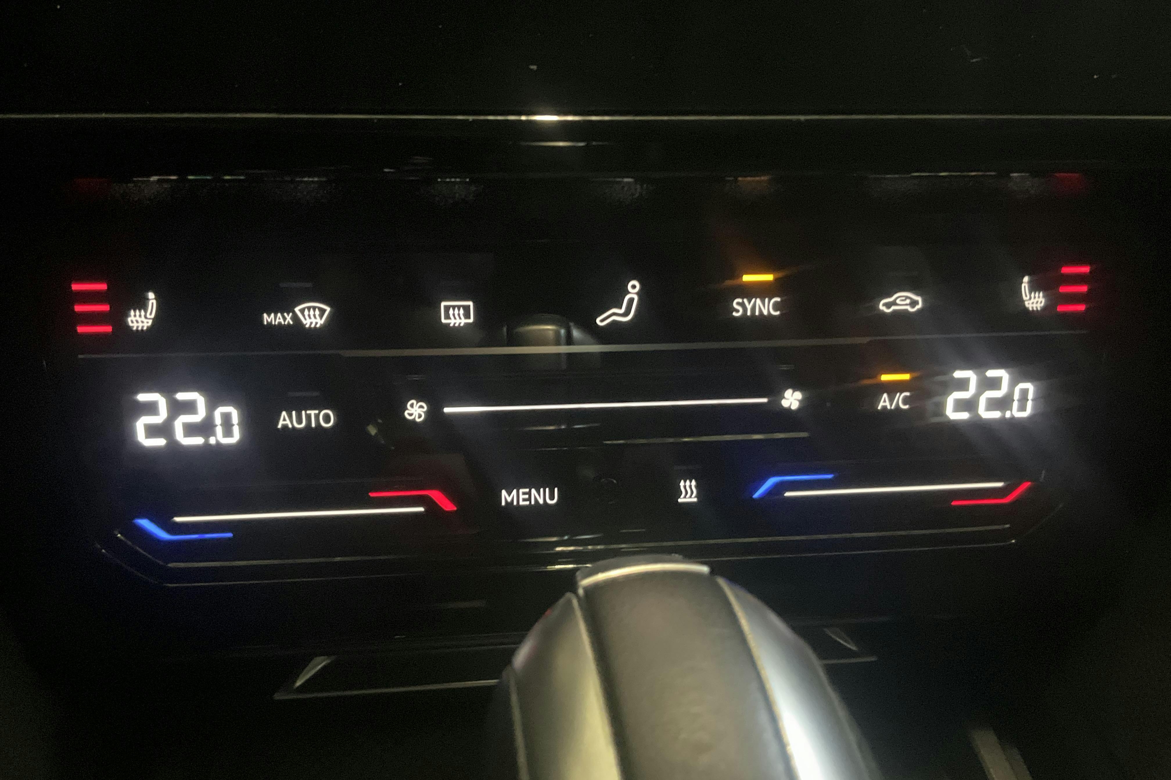 VW Arteon Shooting Brake eHybrid 1.4 TSI (218hk) - 9 244 mil - Automat - vit - 2021