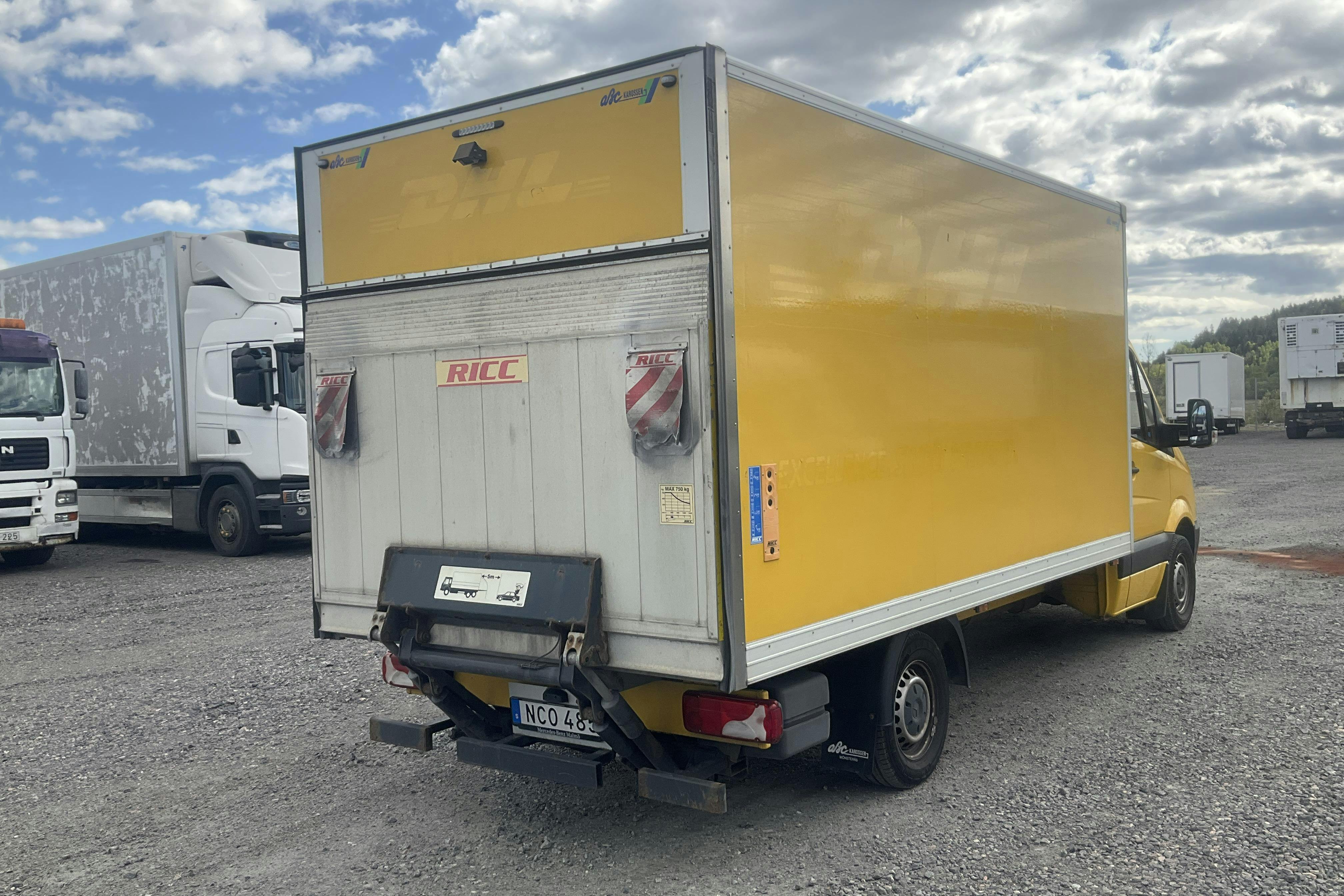 Mercedes Sprinter 316 CDI Volymskåp (163hk) - 35 717 mil - Manuell - gul - 2018