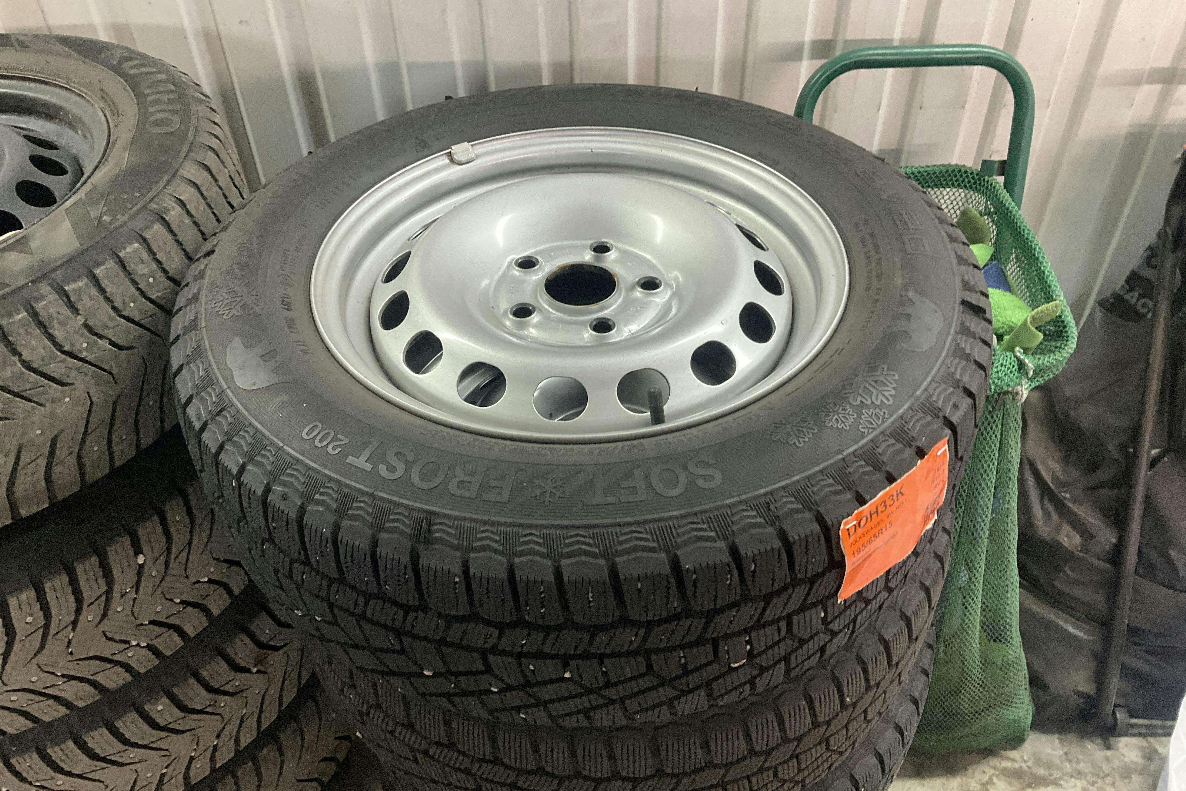 VW e-Caddy ABT Maxi Skåp (110hk) - 1 729 mil - Automat - vit - 2020