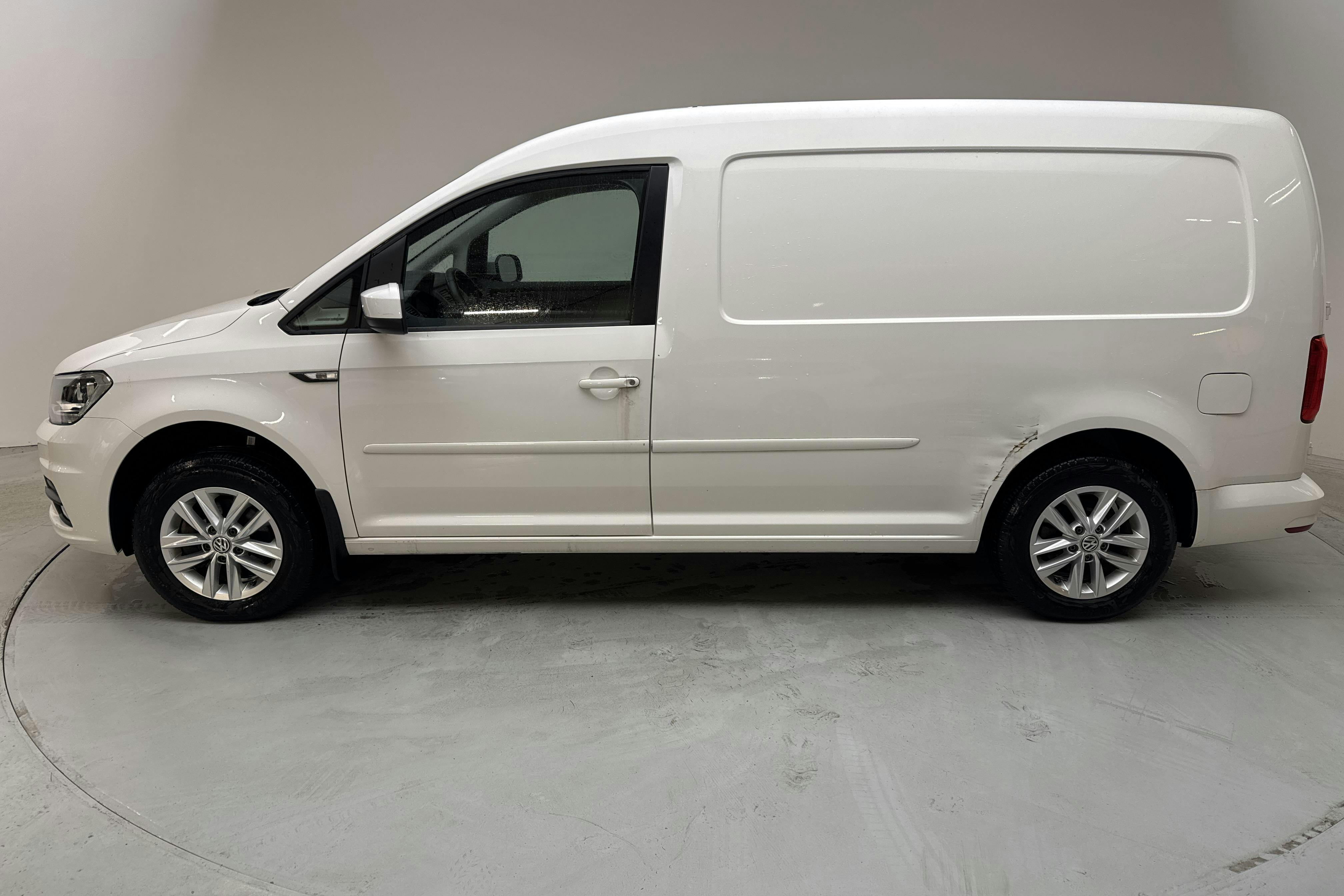 VW e-Caddy ABT Maxi Skåp (110hk) - 1 729 mil - Automat - vit - 2020