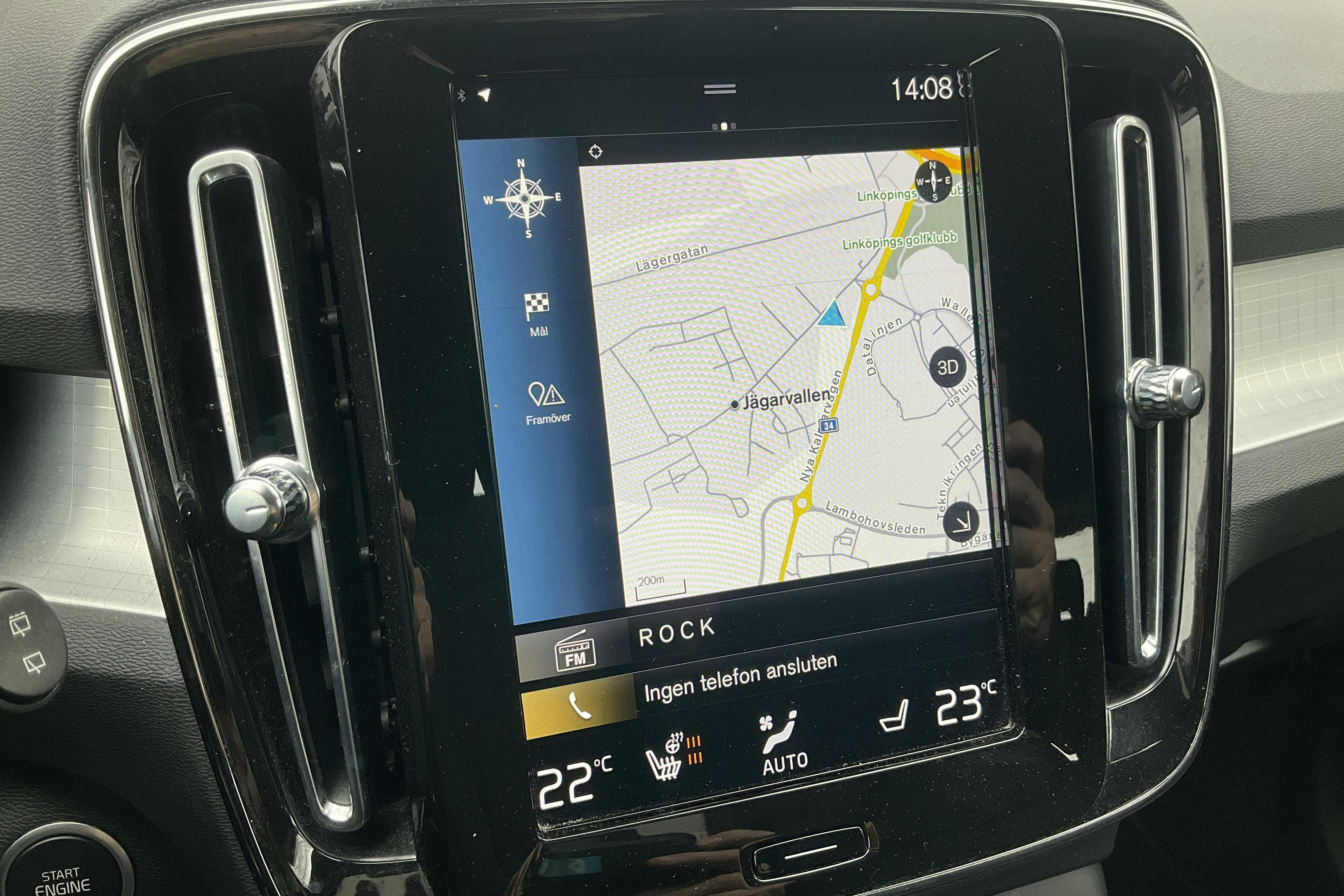Volvo XC40 T4 2WD Twin Engine (211hk) - 48 030 km - Automatic - white - 2022