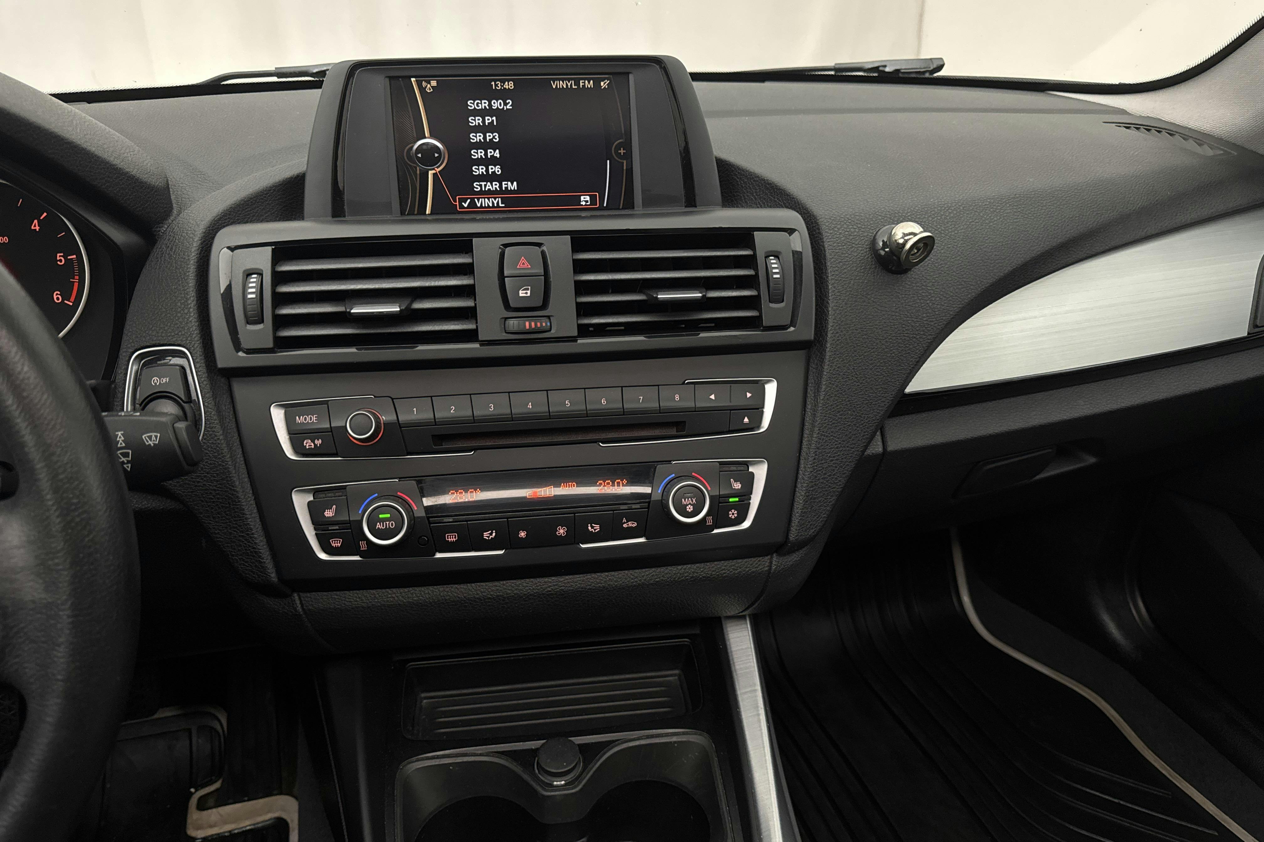 BMW 120d 5dr, F20 (184hk) - 155 210 km - Manual - black - 2012