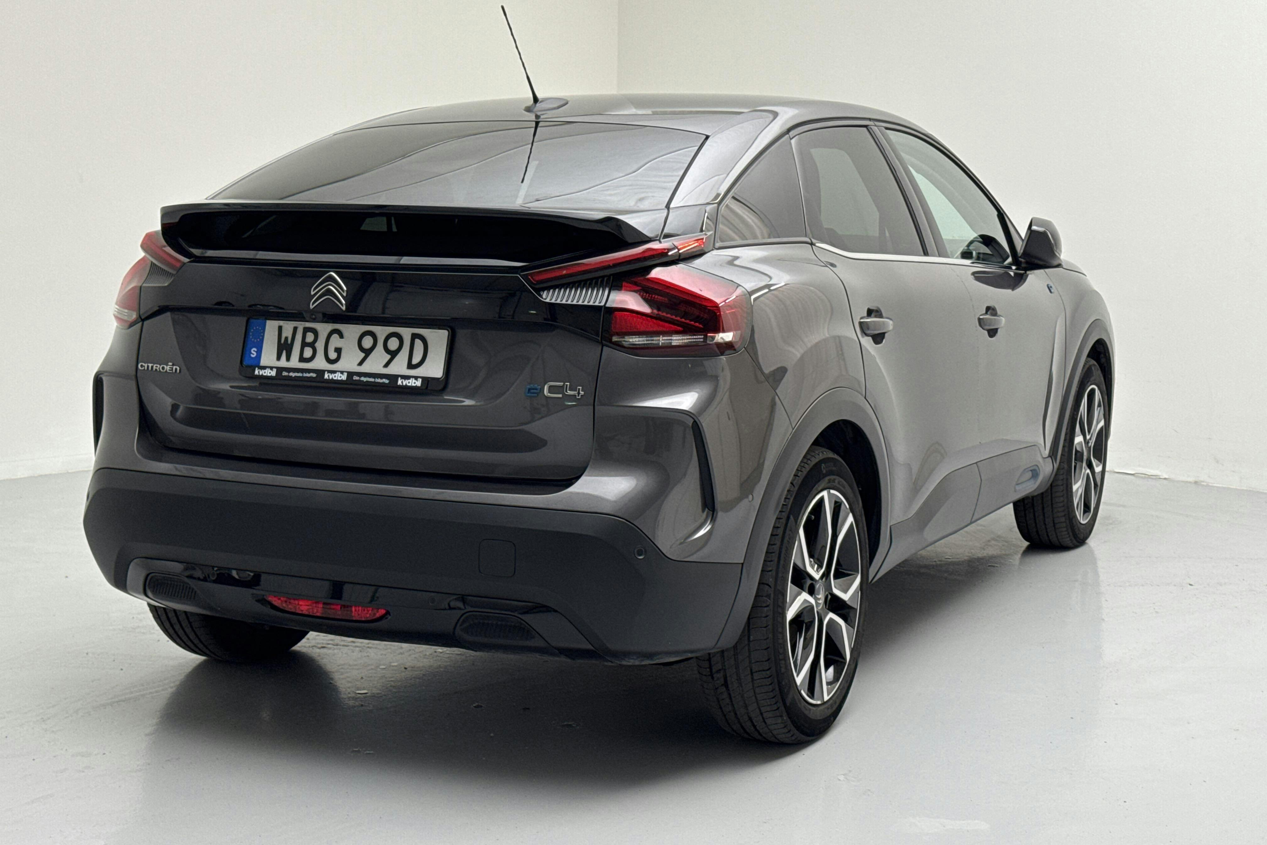 Citroën e-C4 50 kWh (136hk) - 4 498 mil - Automat - grå - 2022