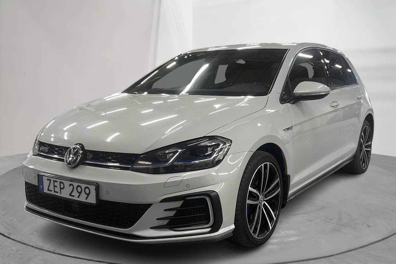 VW Golf VII GTE 5dr (204hk) - 84 750 km - Automatic - Light Grey - 2018