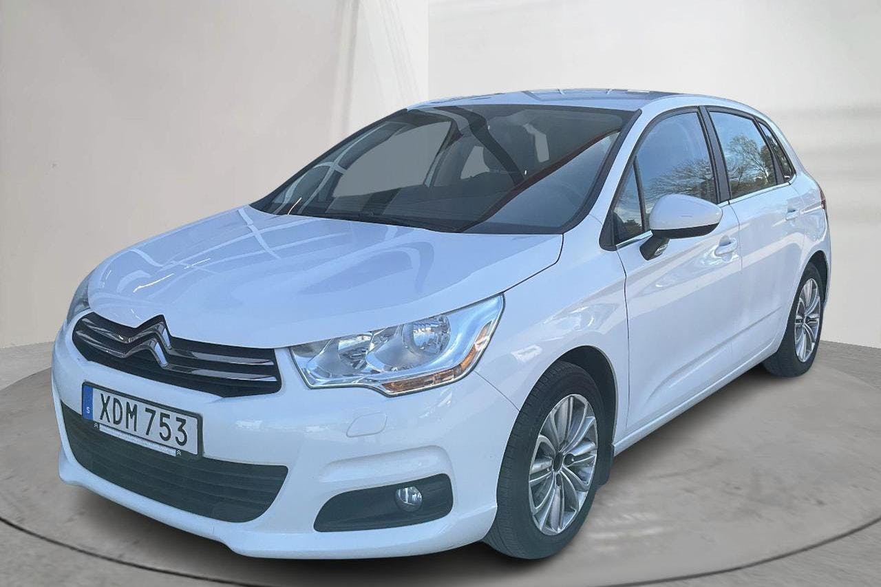 Citroën C4 1.6 HDi (115hk) - 204 000 km - Manualna - biały - 2014