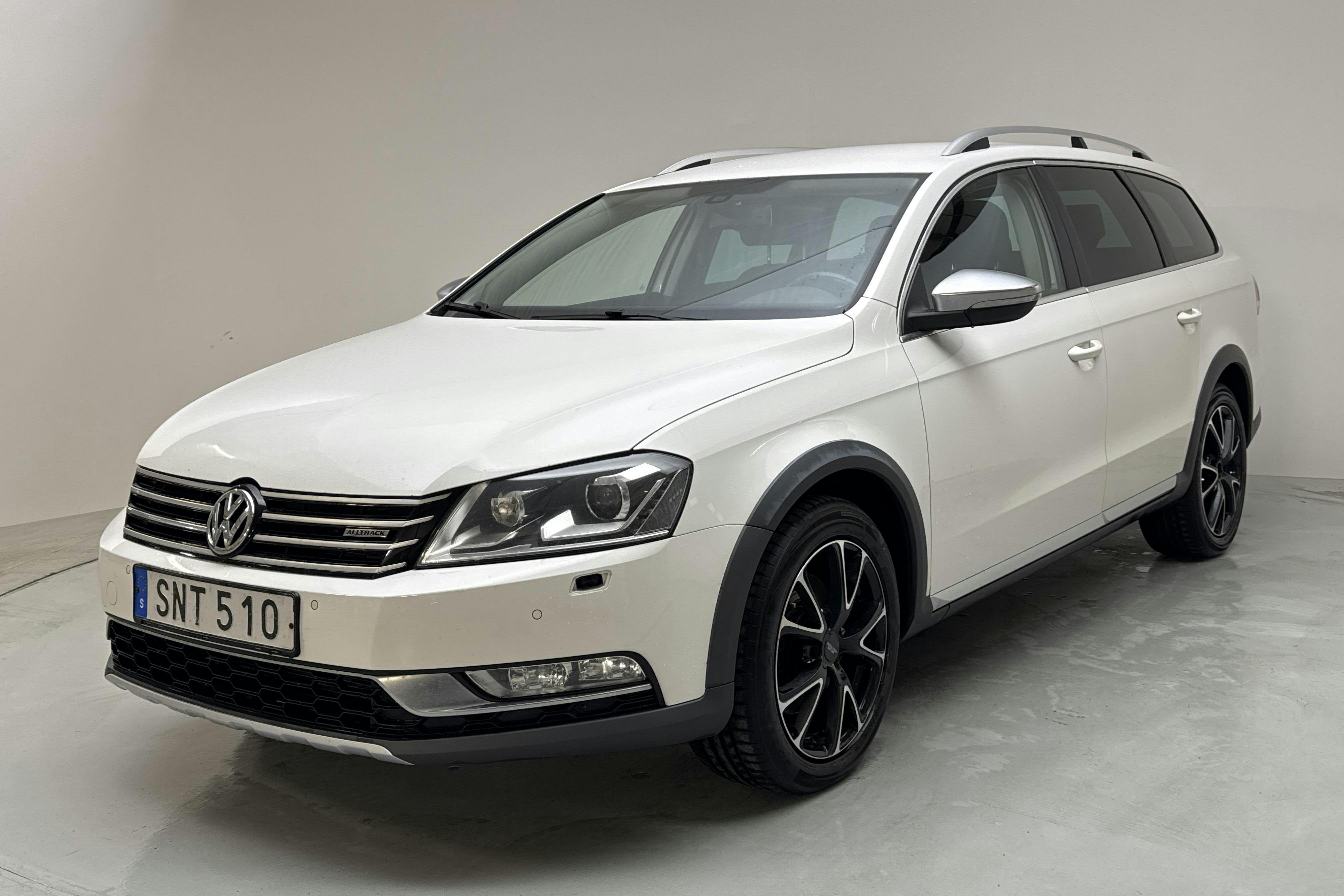 VW Passat Alltrack 2.0 TDI BlueMotion Technology 4Motion (177hk) - 193 020 km - Automaatne - valge - 2014
