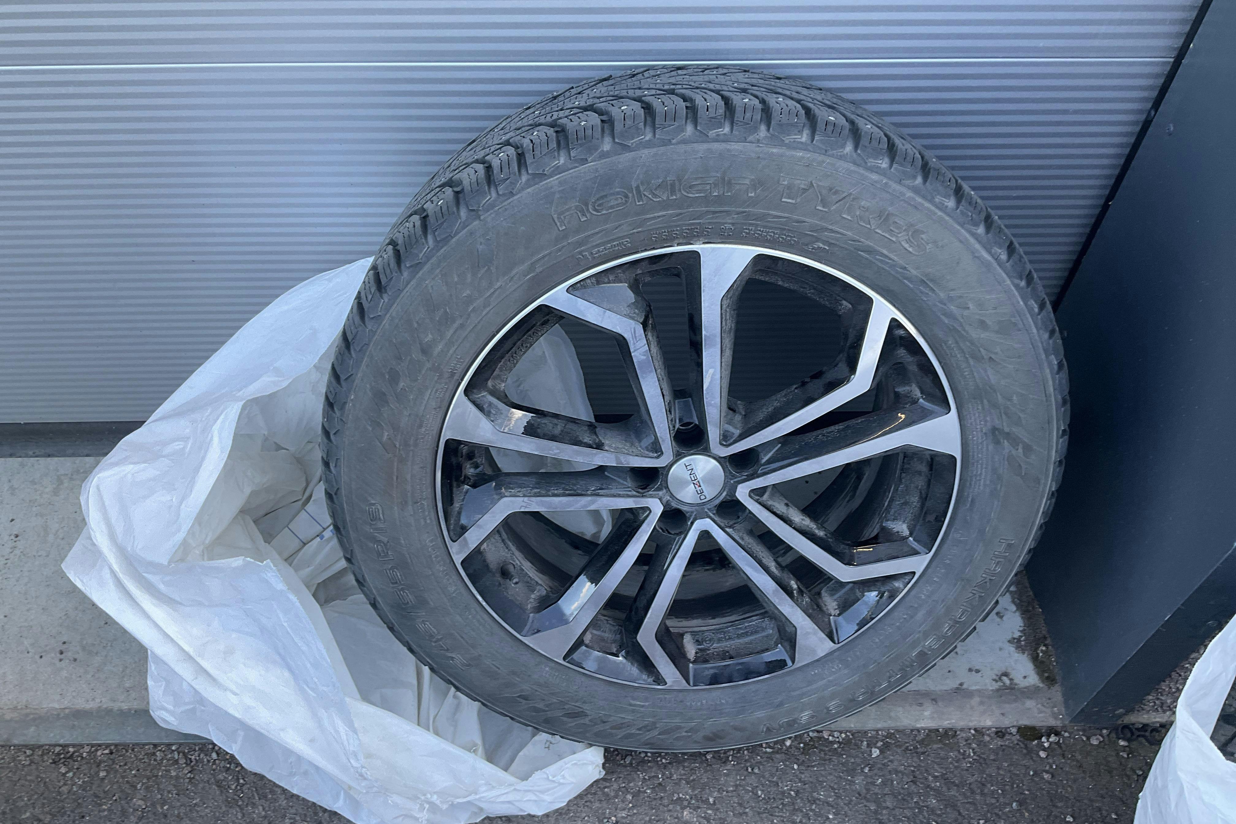 Volvo XC90 T8 AWD Twin Engine (400hk) - 109 820 km - Automatyczna - biały - 2017