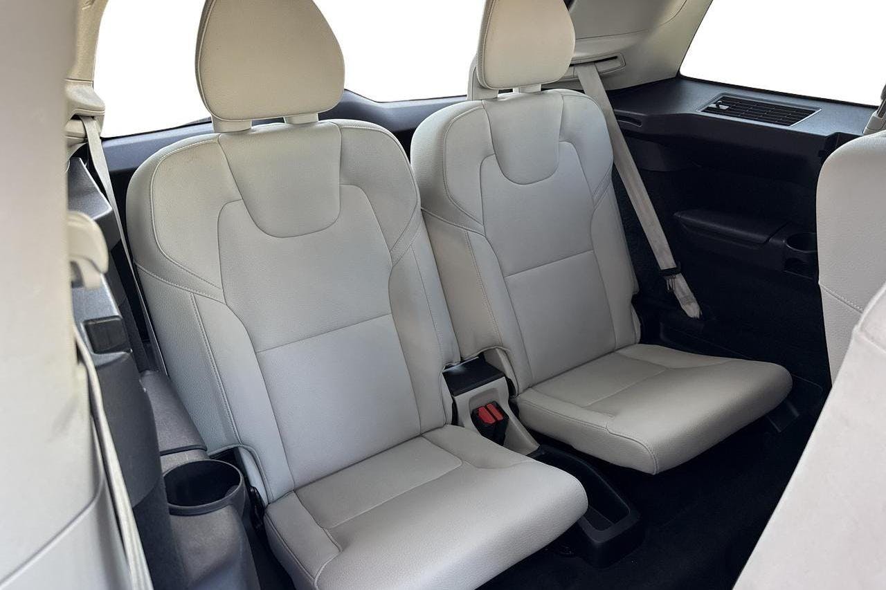 Volvo XC90 T8 AWD Twin Engine (400hk) - 109 820 km - Automatyczna - biały - 2017