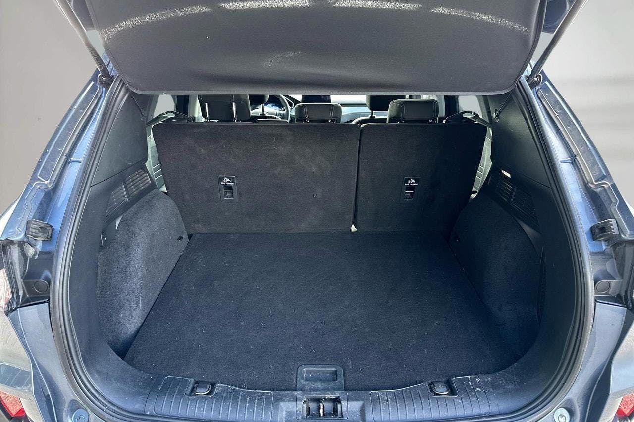Ford Kuga 2.5 PHEV (225hk) - 6 343 mil - Automat - blå - 2021