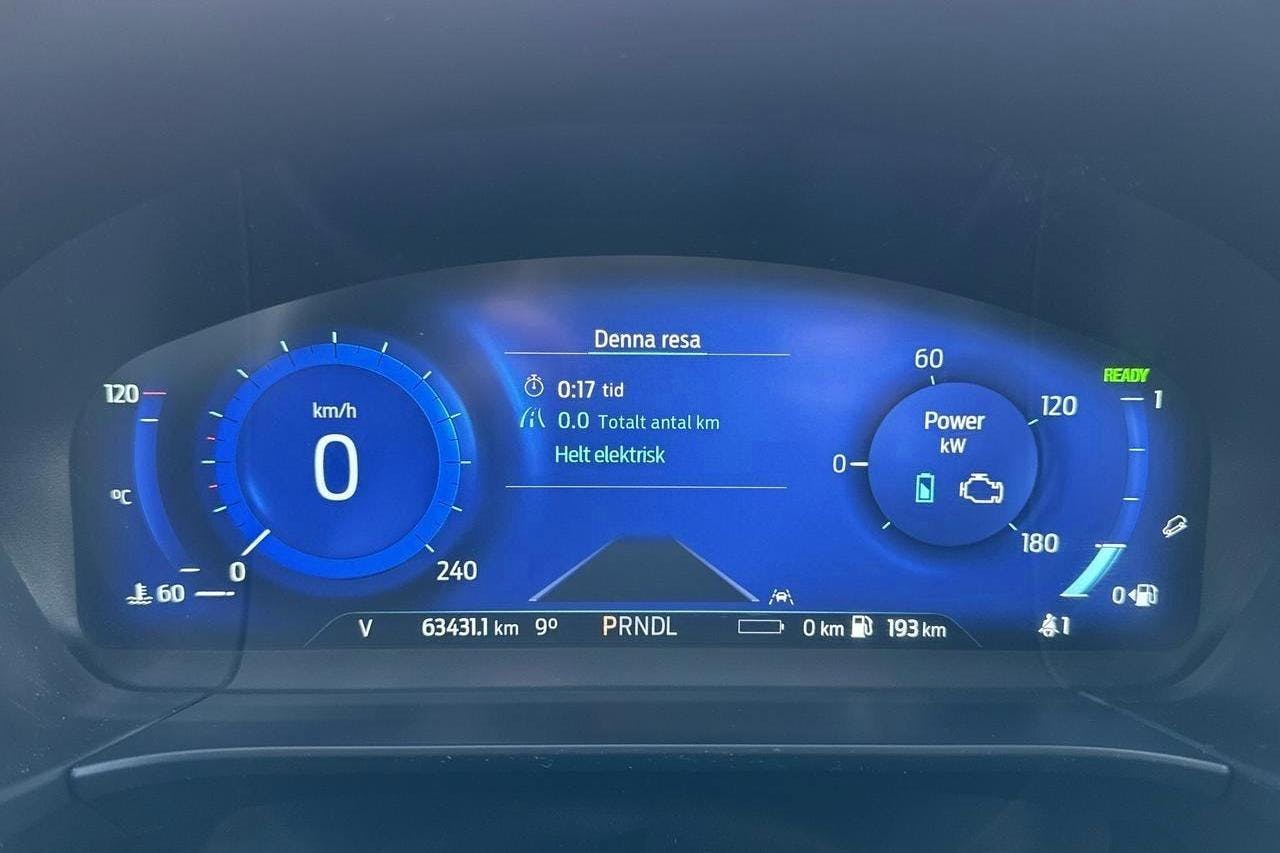 Ford Kuga 2.5 PHEV (225hk) - 6 343 mil - Automat - blå - 2021