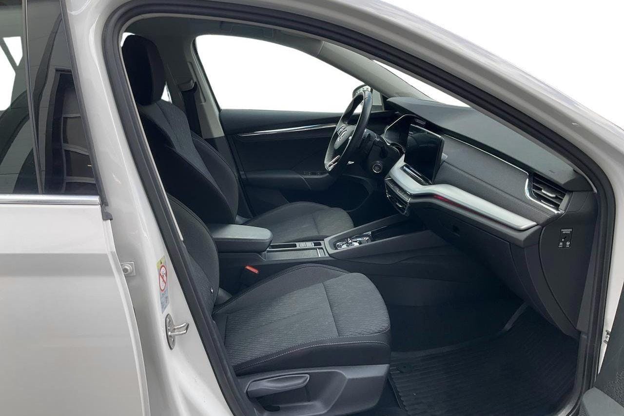 Skoda Octavia 1.4 iV PHEV Combi (204hk) - 11 194 mil - Automat - vit - 2022