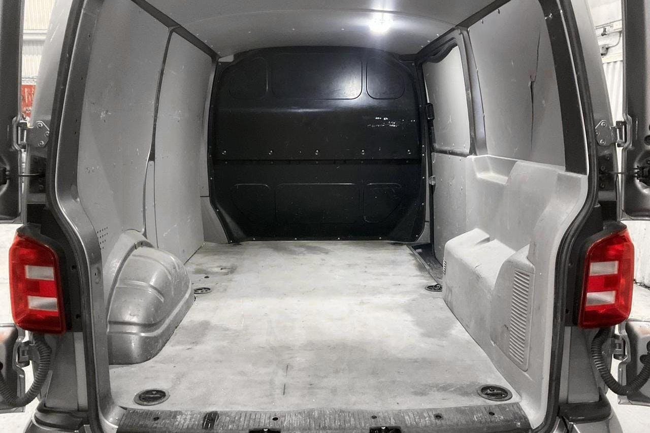 VW Transporter T6 2.0 TDI BMT Skåp (102hk) - 14 069 mil - Manuell - Light Brown - 2016