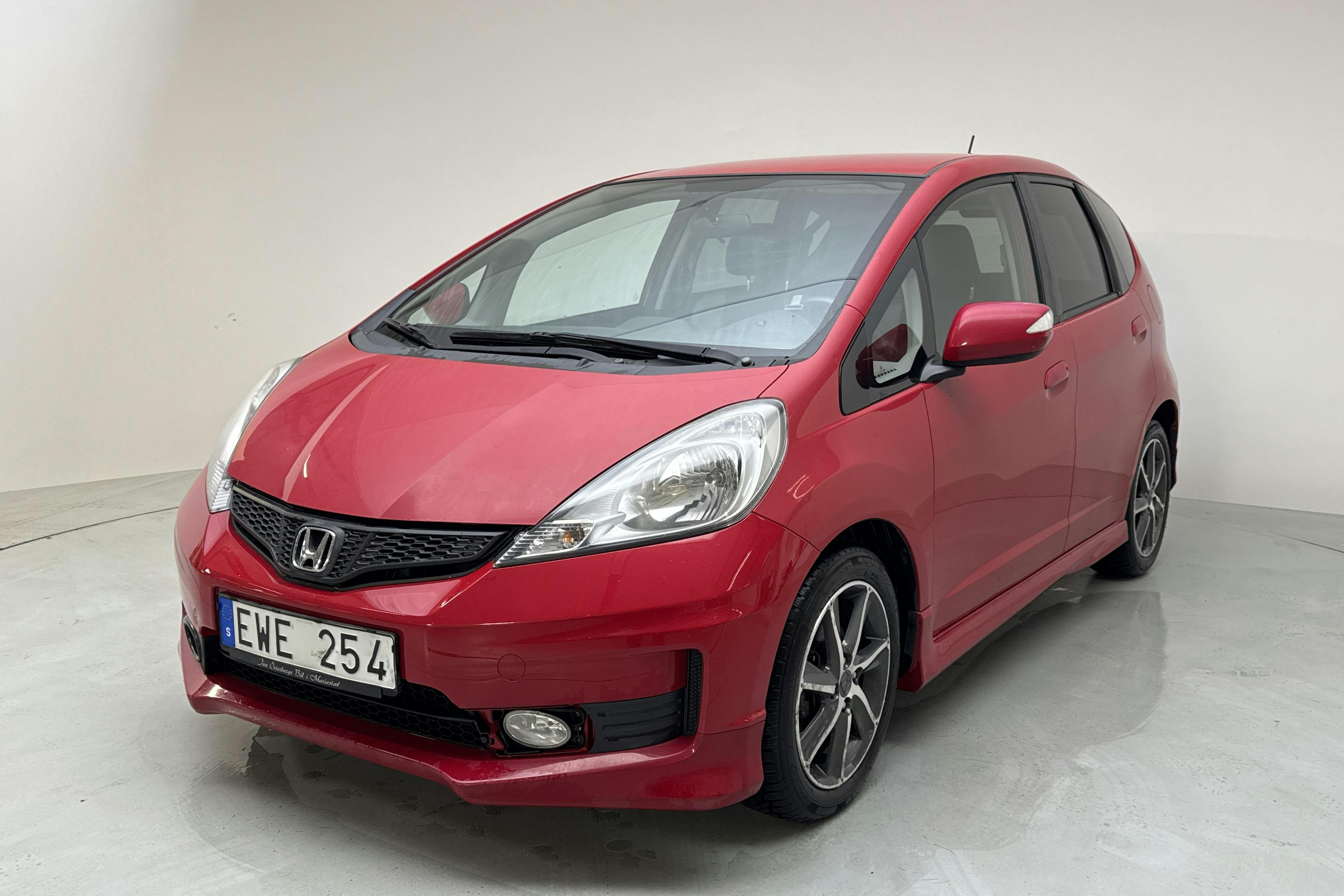 Honda Jazz 1.4 (100hk) - 73 490 km - Automatic - red - 2013