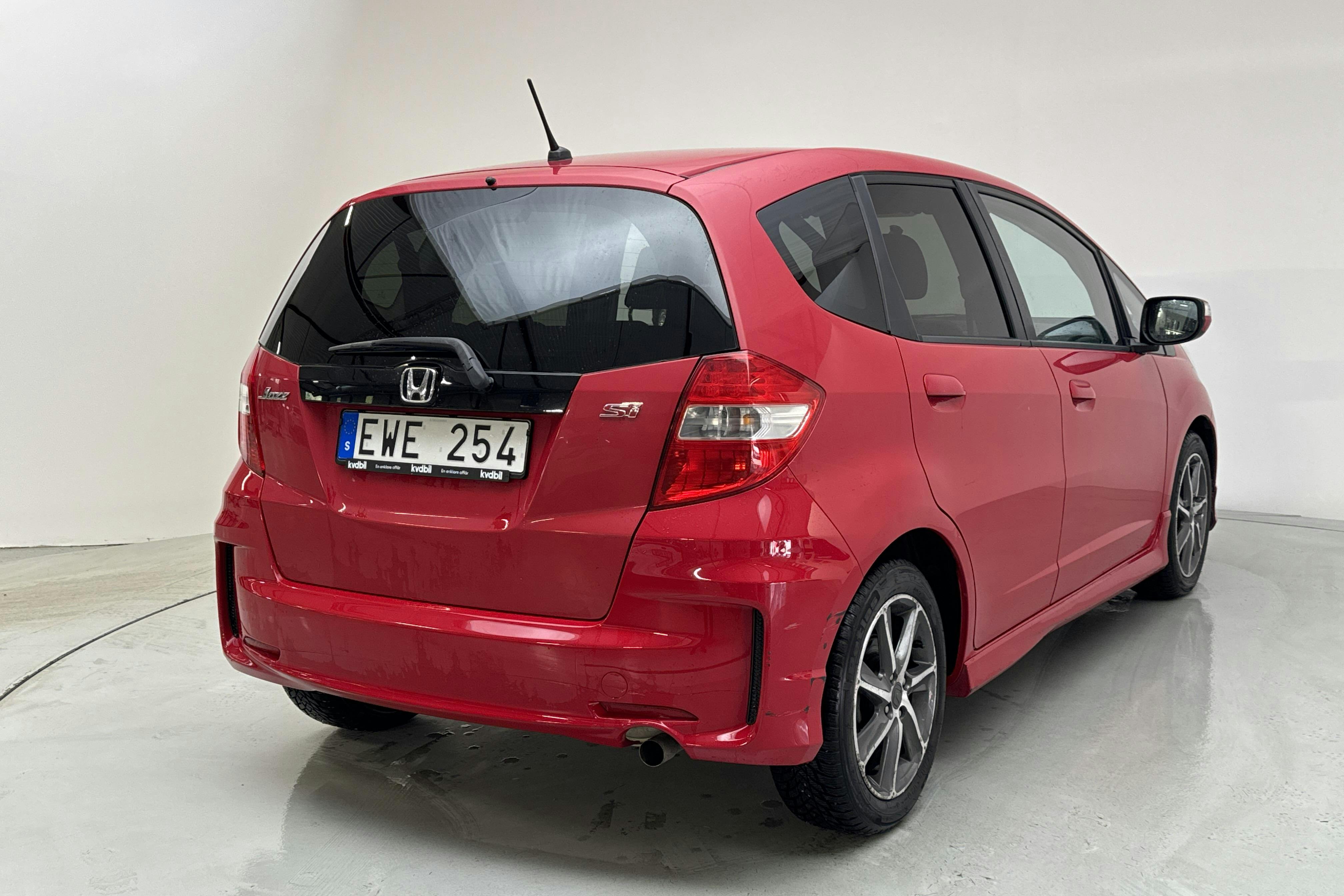 Honda Jazz 1.4 (100hk) - 73 490 km - Automatic - red - 2013