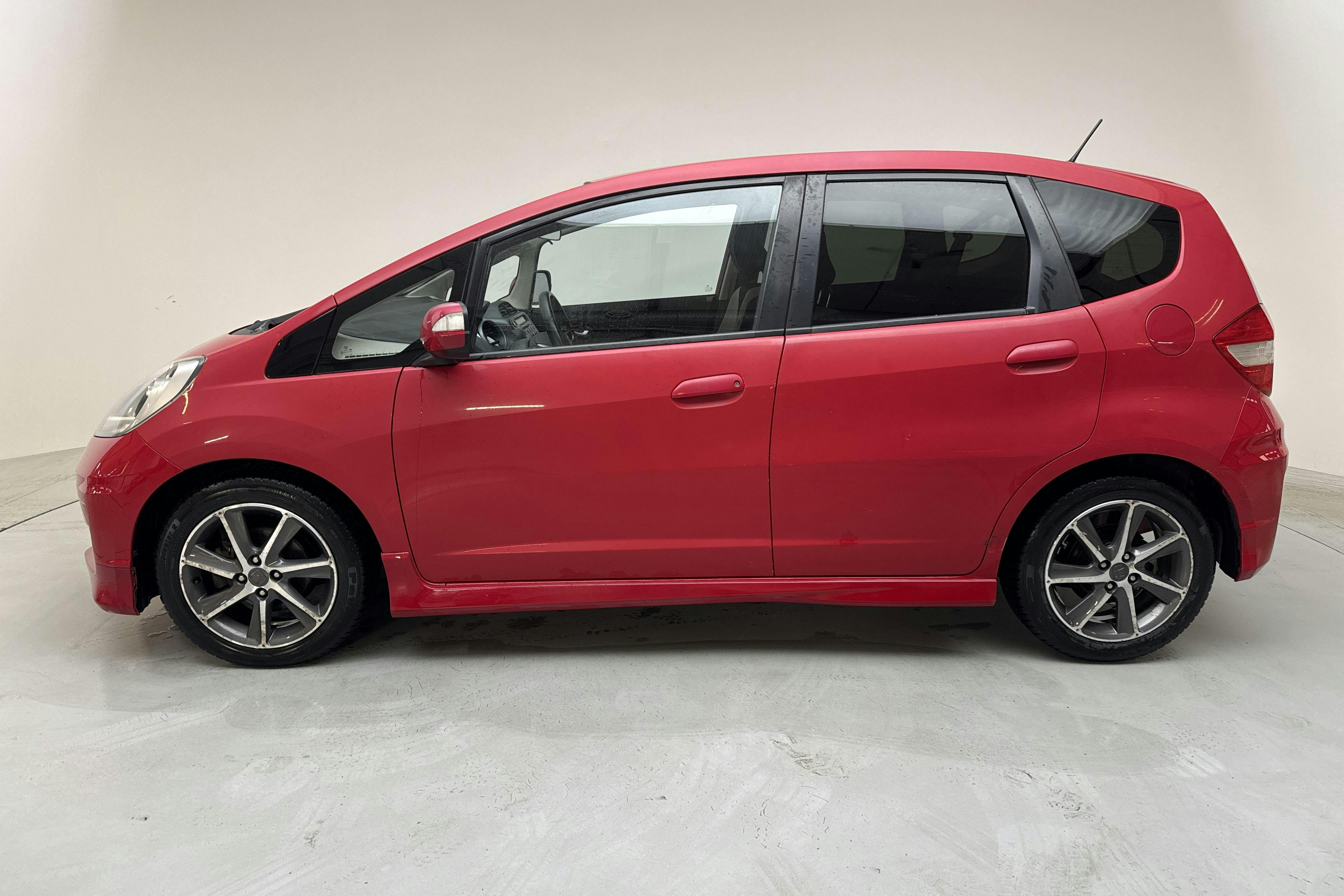 Honda Jazz 1.4 (100hk) - 73 490 km - Automatic - red - 2013