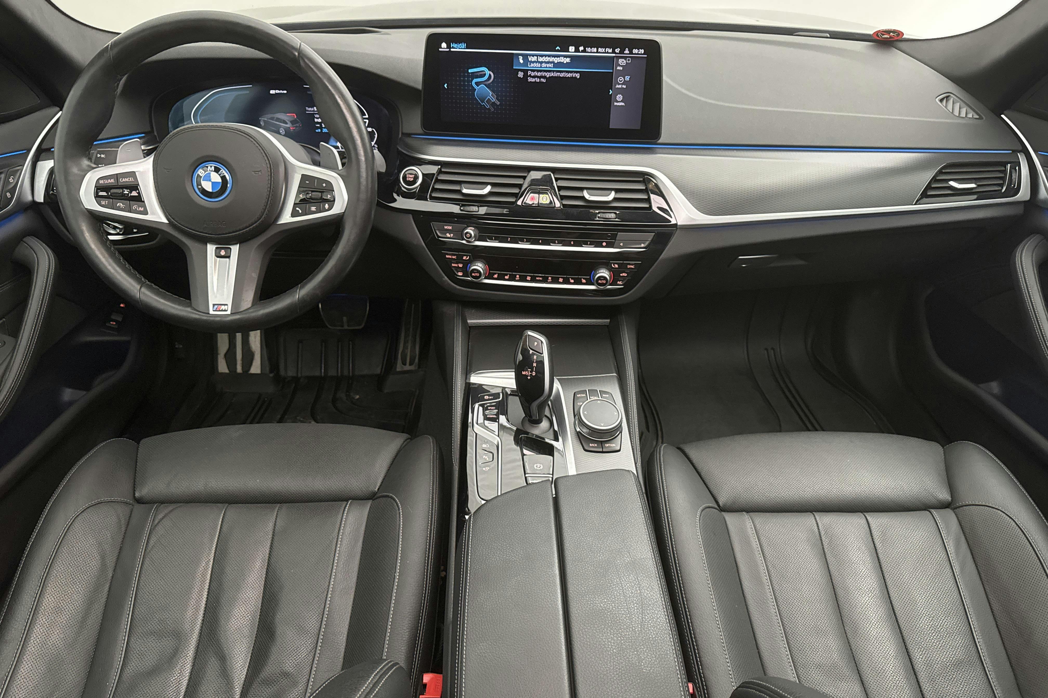 BMW 530e xDrive Touring, G31 12kWh LCI (292hk) - 55 910 km - Automatic - black - 2022