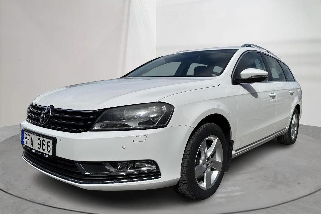 VW Passat 1.4 TSI EcoFuel Variant (150hk) - 6 515 mil - Manuell - vit - 2014