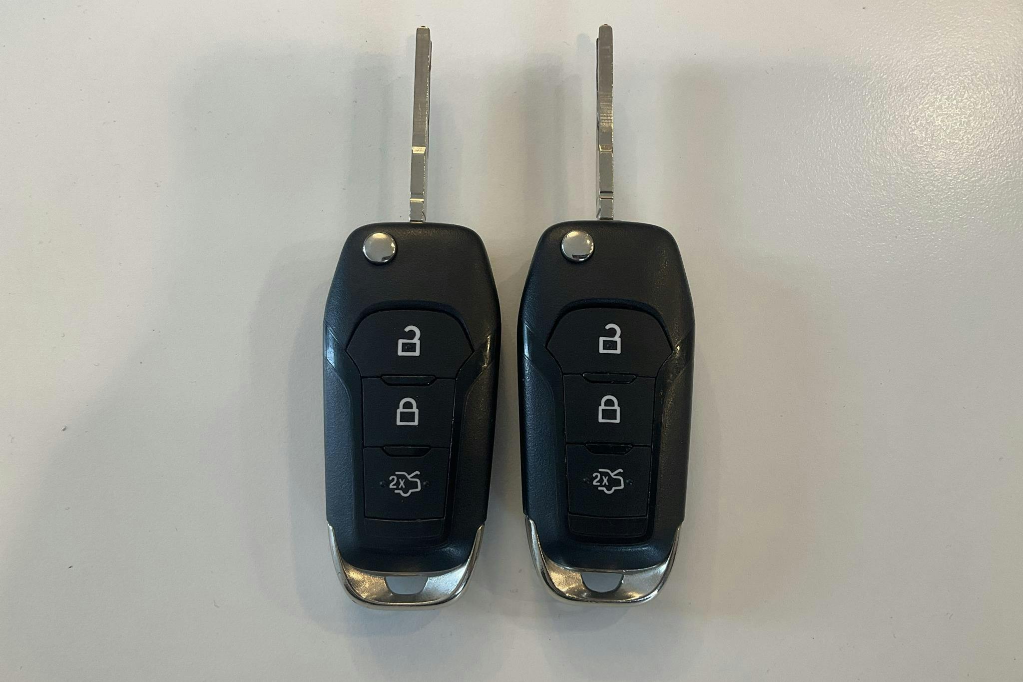 Ford Fiesta 1.0T EcoBoost 5dr (100hk) - 47 720 km - Automaatne - must - 2019