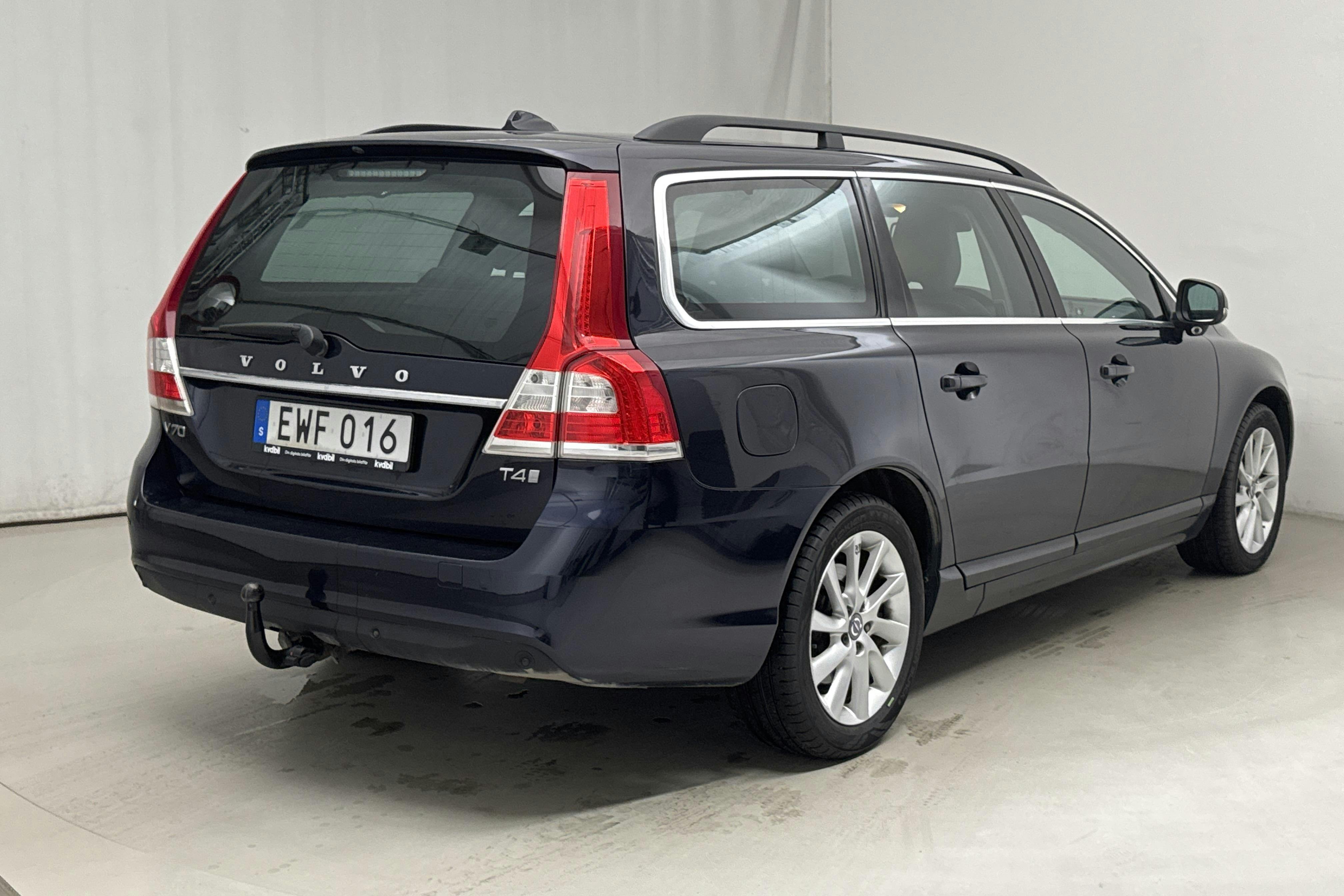 Volvo V70 II T4 (190hk) - 6 919 mil - Manuell - Dark Blue - 2016