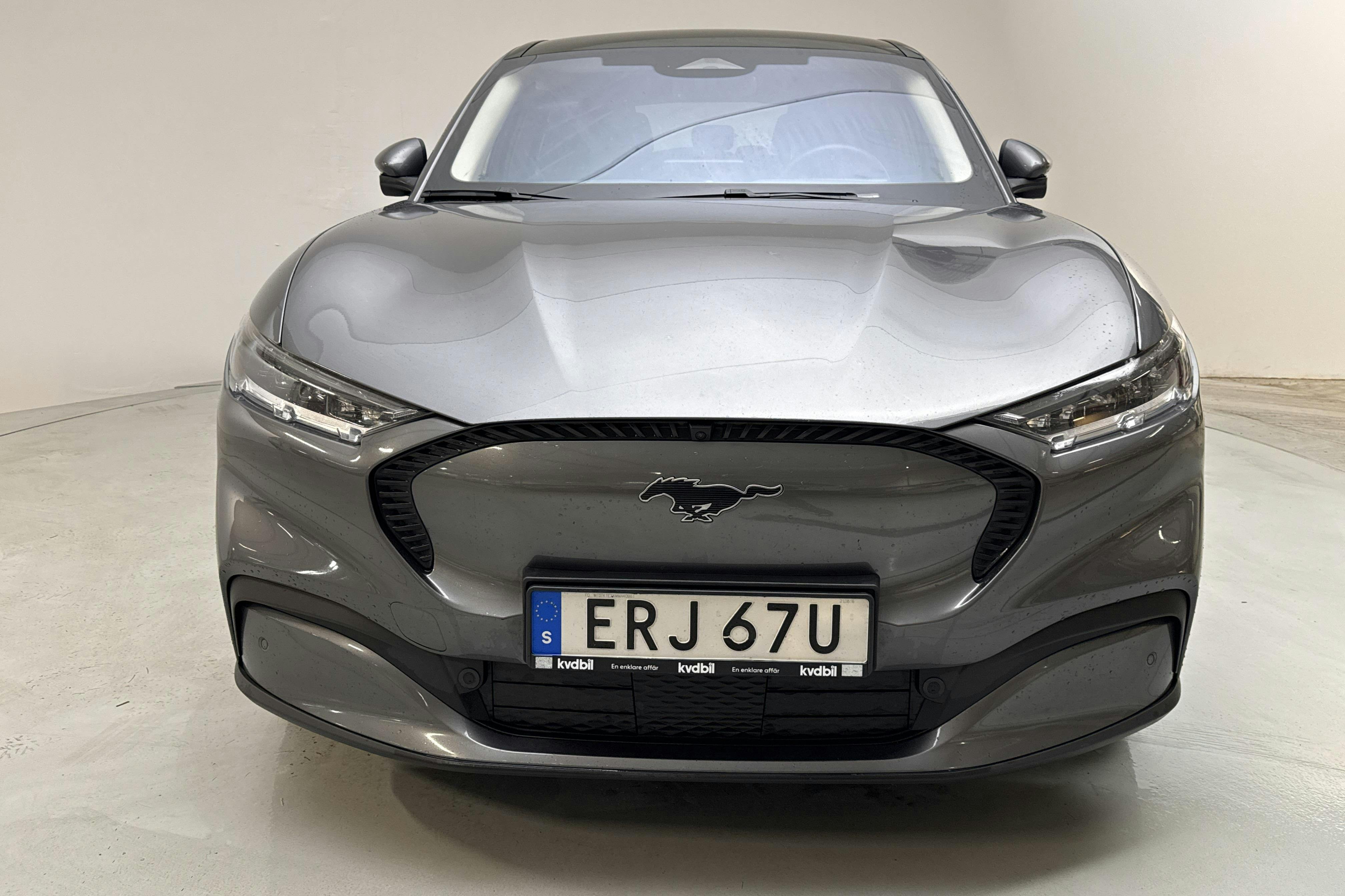 Ford Mustang Mach-E 91 kWh RWD (294hk) - 12 132 mil - Automat - grå - 2021