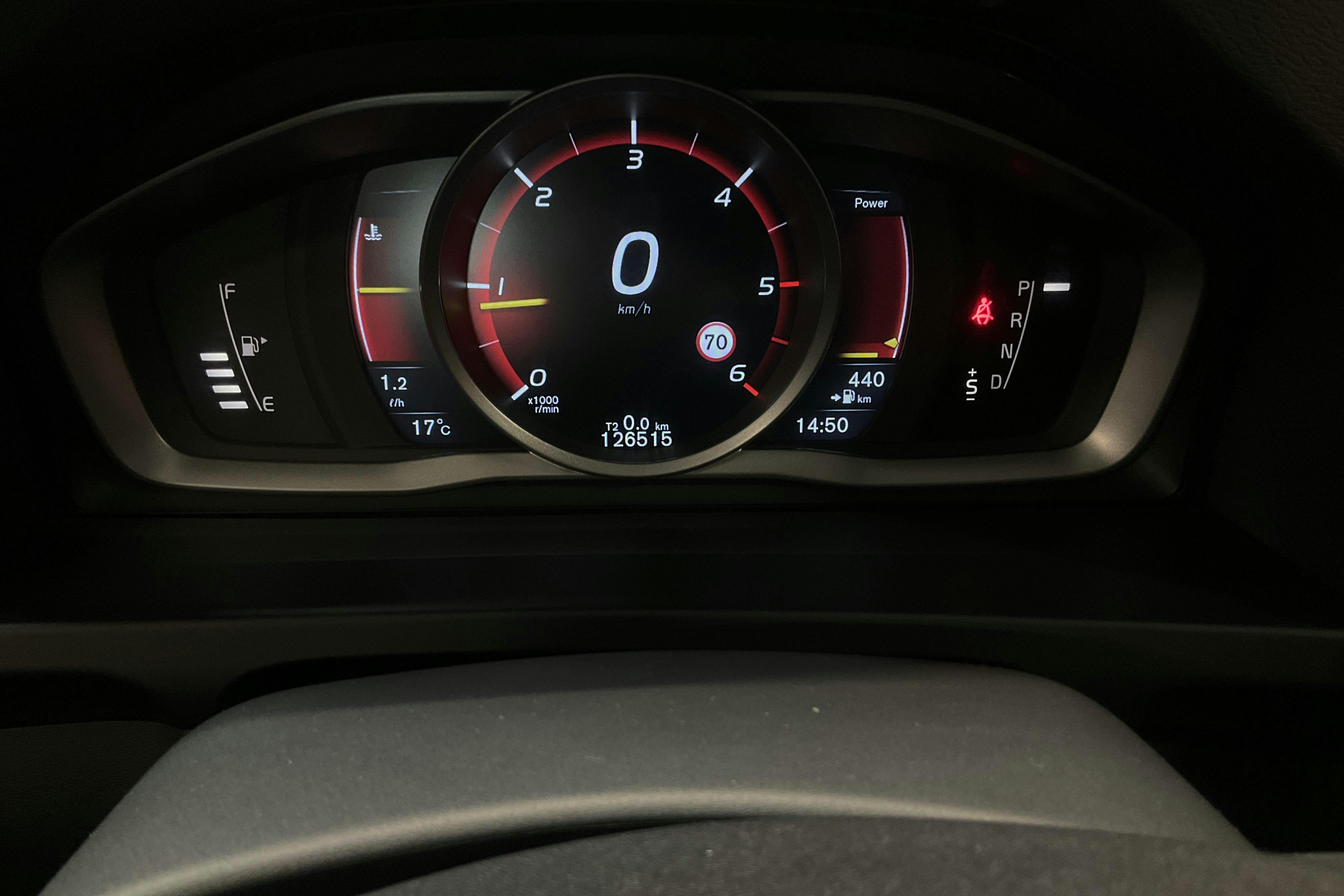 Volvo V60 D3 Cross Country (150hk) - 12 651 mil - Automat - vit - 2016