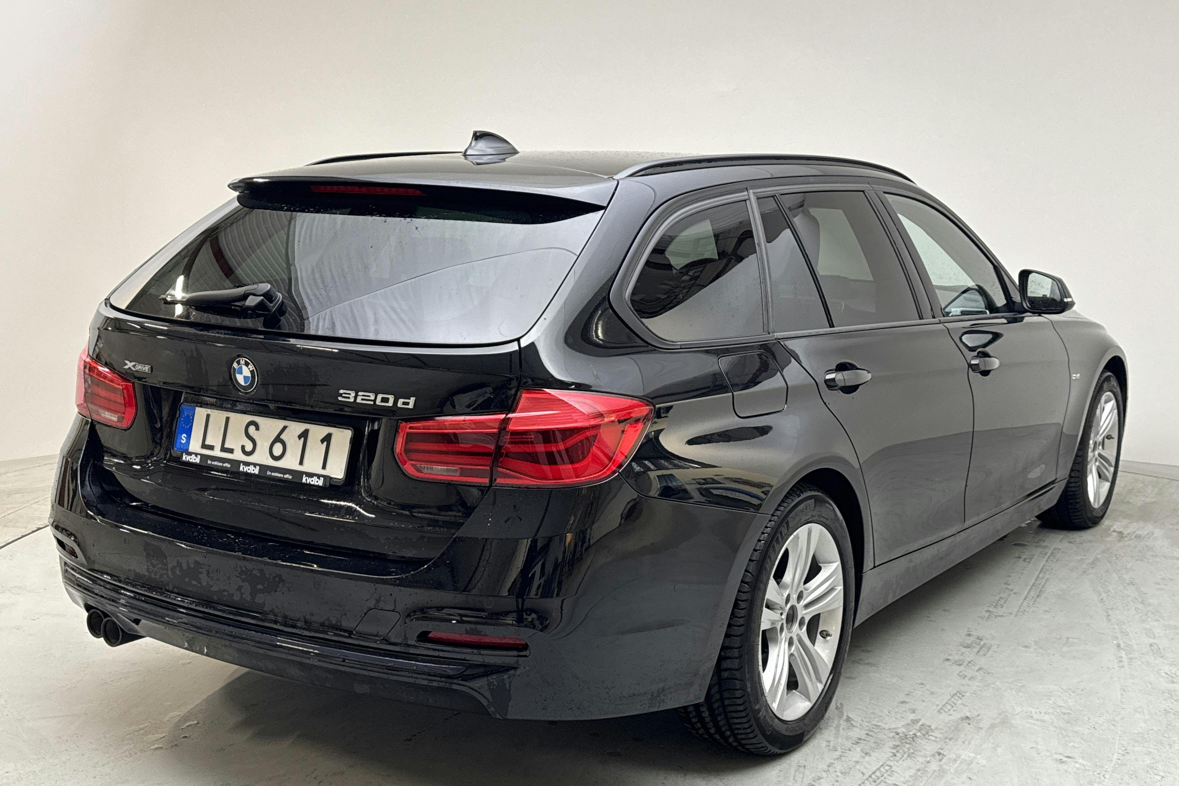 BMW 320d xDrive Touring, F31 (190hk) - 11 671 mil - Automat - svart - 2017