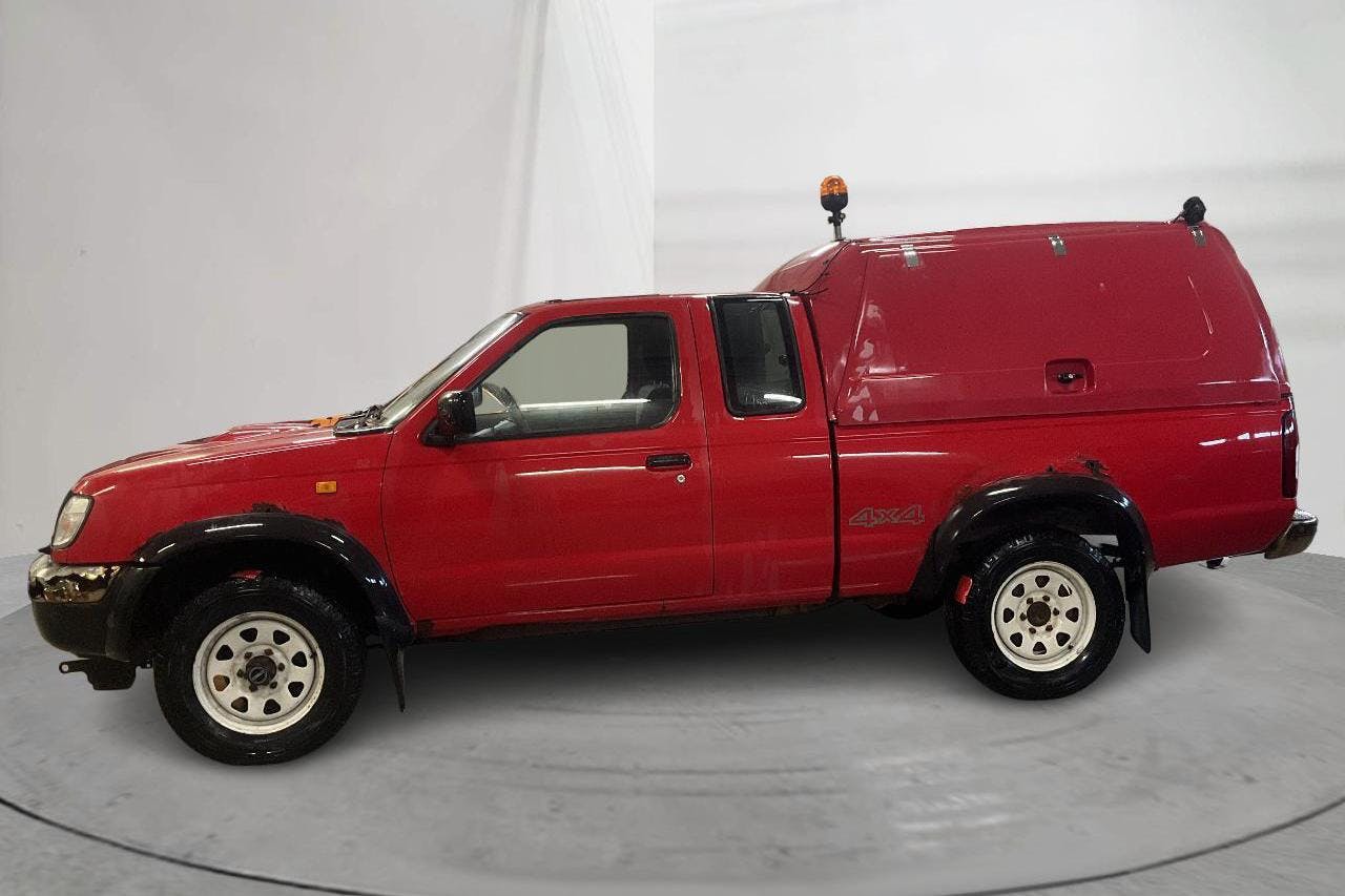 Nissan King Cab 2.5D 4WD (104hk) - 19 815 mil - Manuell - röd - 2001