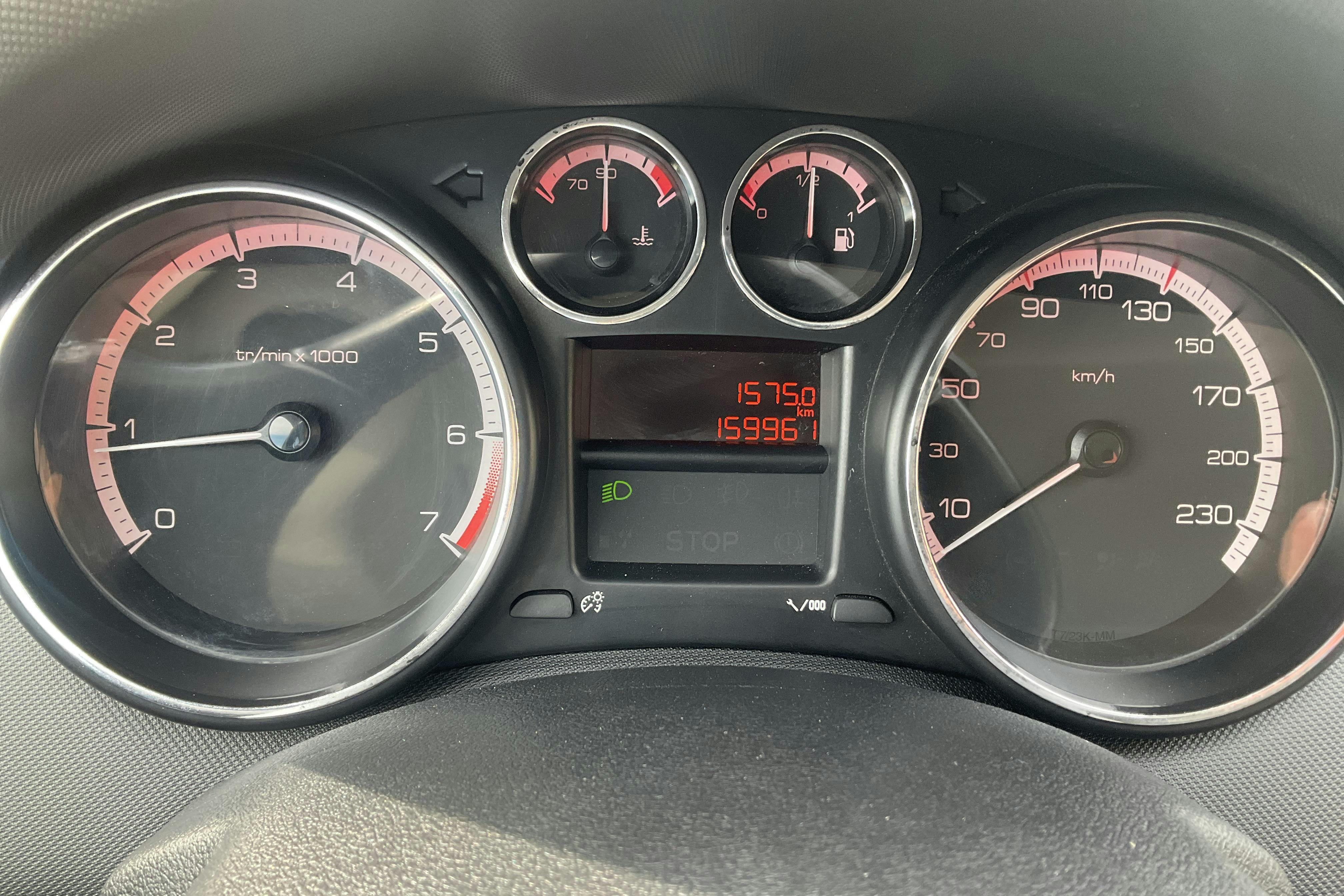 Peugeot 308 1.6 VTi 5dr (120hk) - 15 996 mil - Manuell - grå - 2010