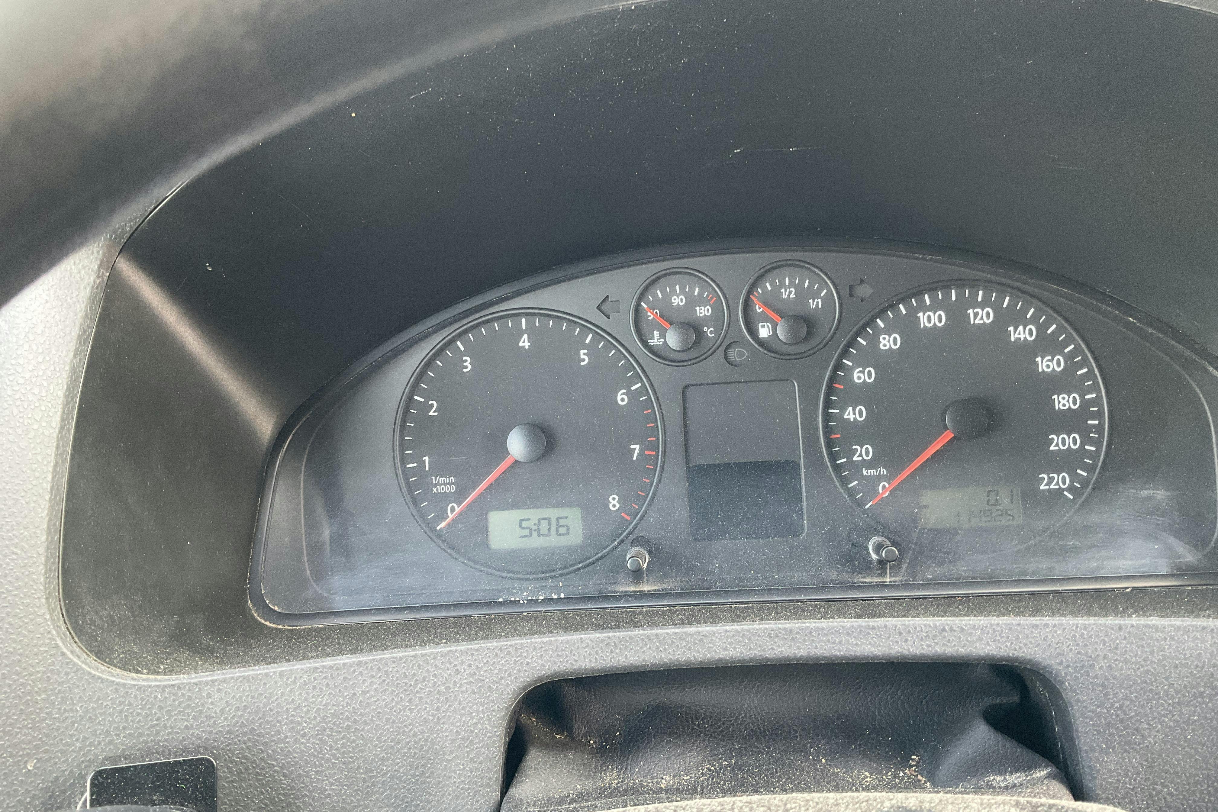 VW Transporter T5 2.0 Ecofuel (115hk) - 114 920 km - Käsitsi - valge - 2008