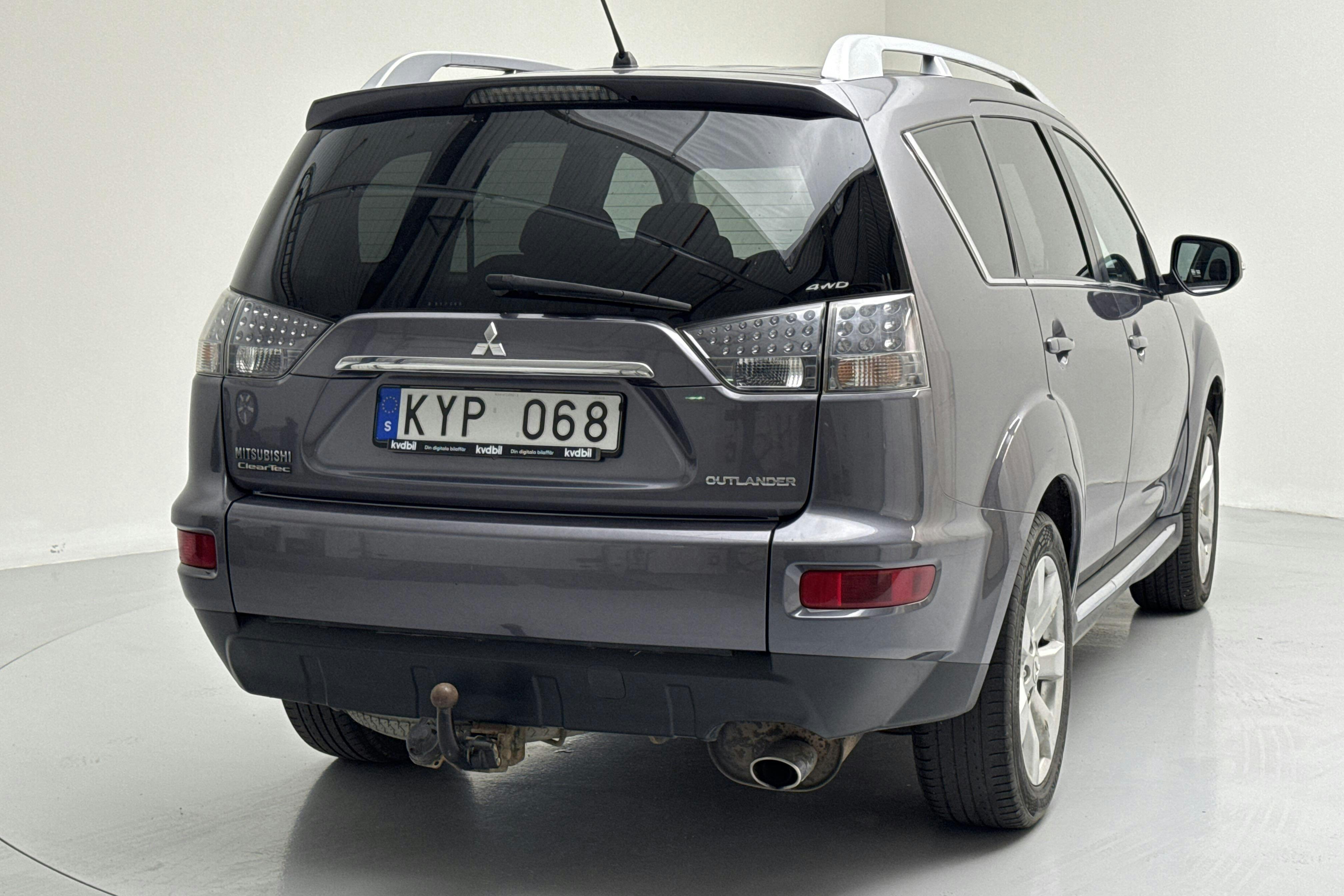 Mitsubishi Outlander 2.4 FFV (170hk) - 28 931 mil - Manuell - grå - 2010