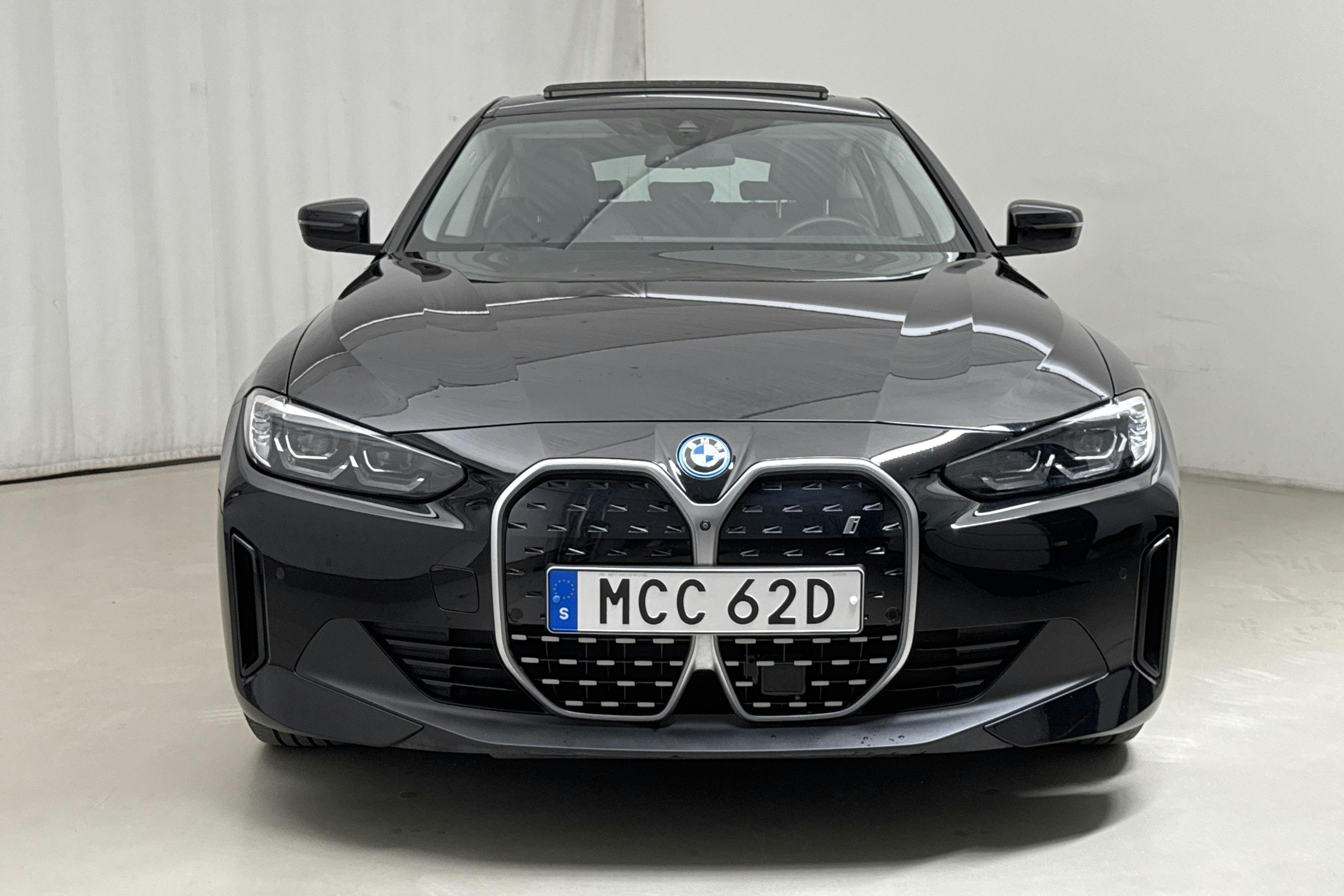 BMW i4 eDrive40, G26 (330hk) - 40 550 km - Automatic - black - 2022