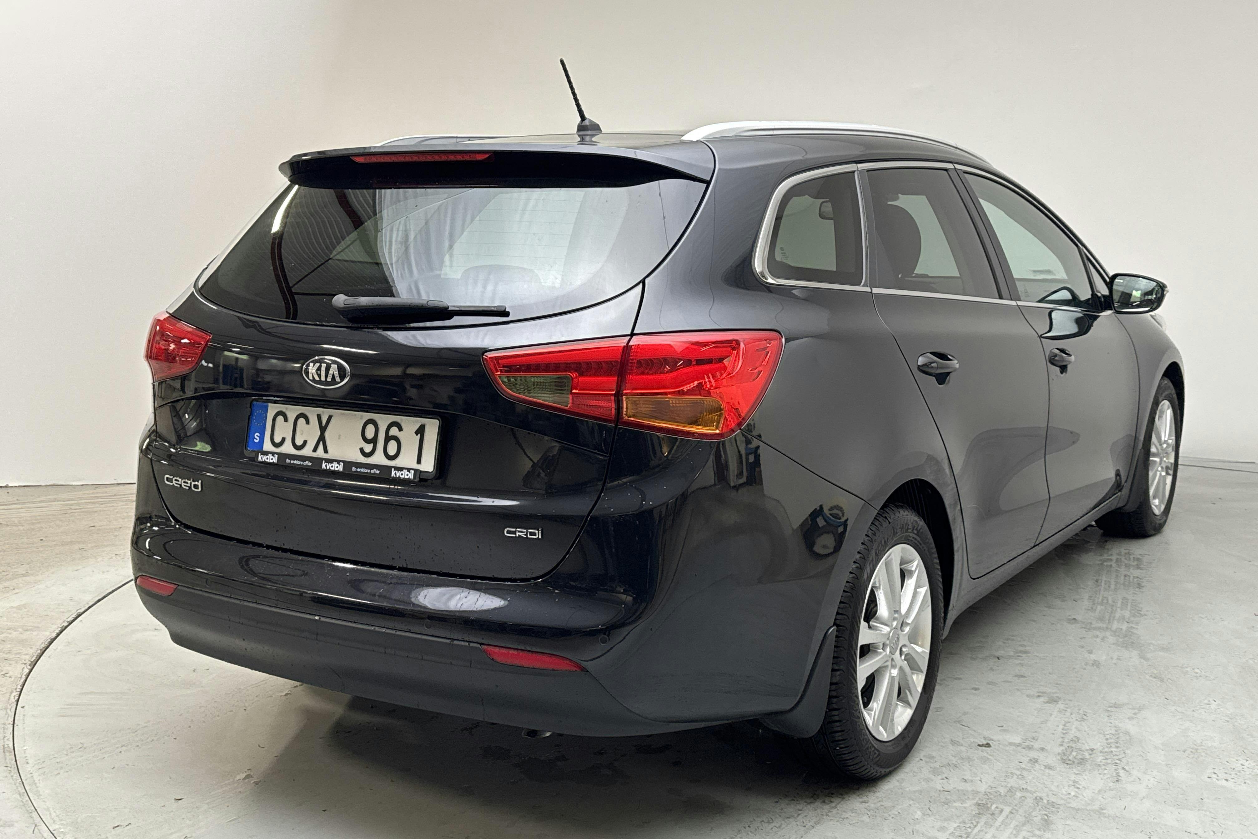 KIA Cee'd 1.6 CRDi SW (128hk) - 8 079 mil - Manuell - svart - 2014