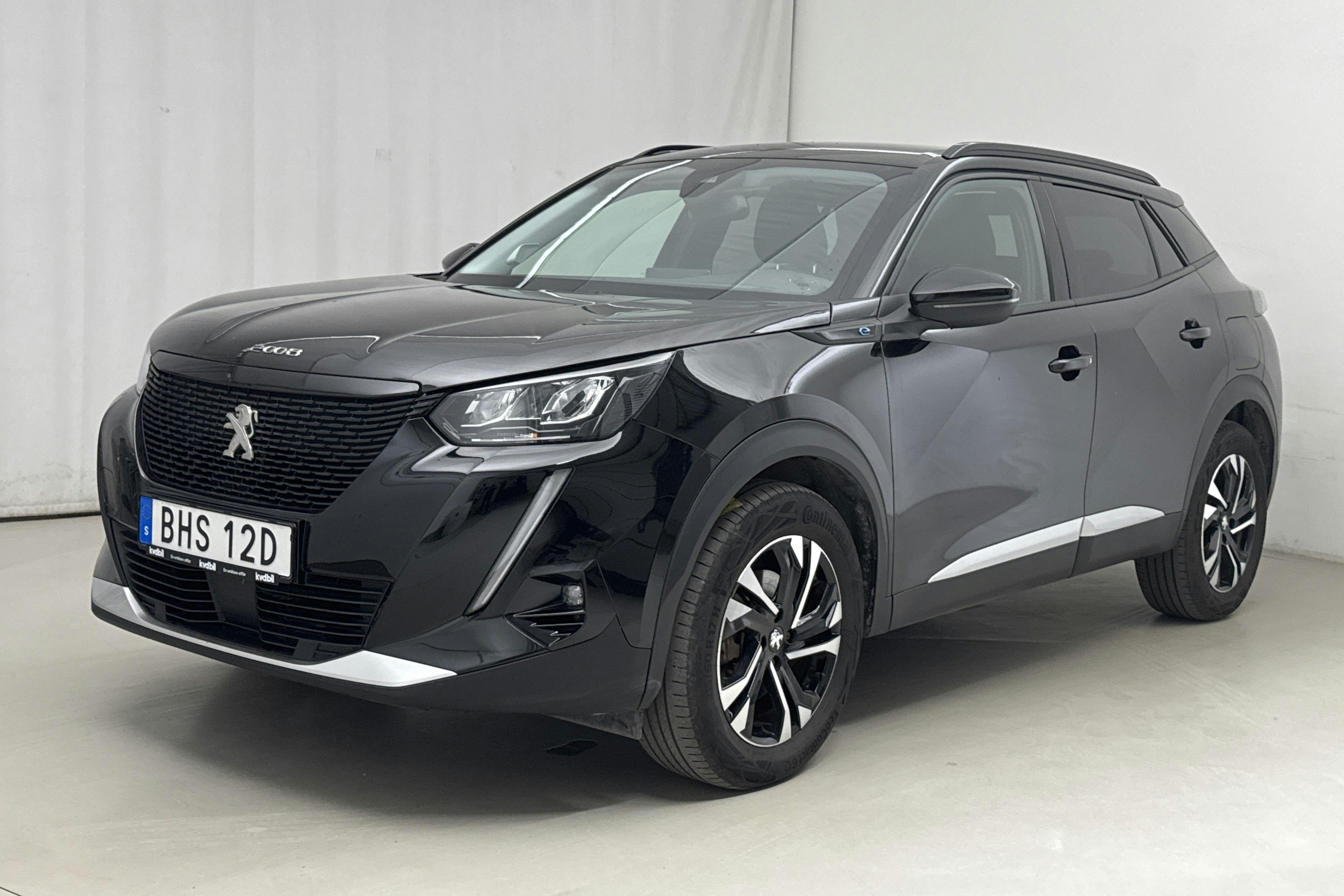Peugeot e-2008 50 kWh (136hk) - 51 030 km - Automatyczna - czarny - 2022