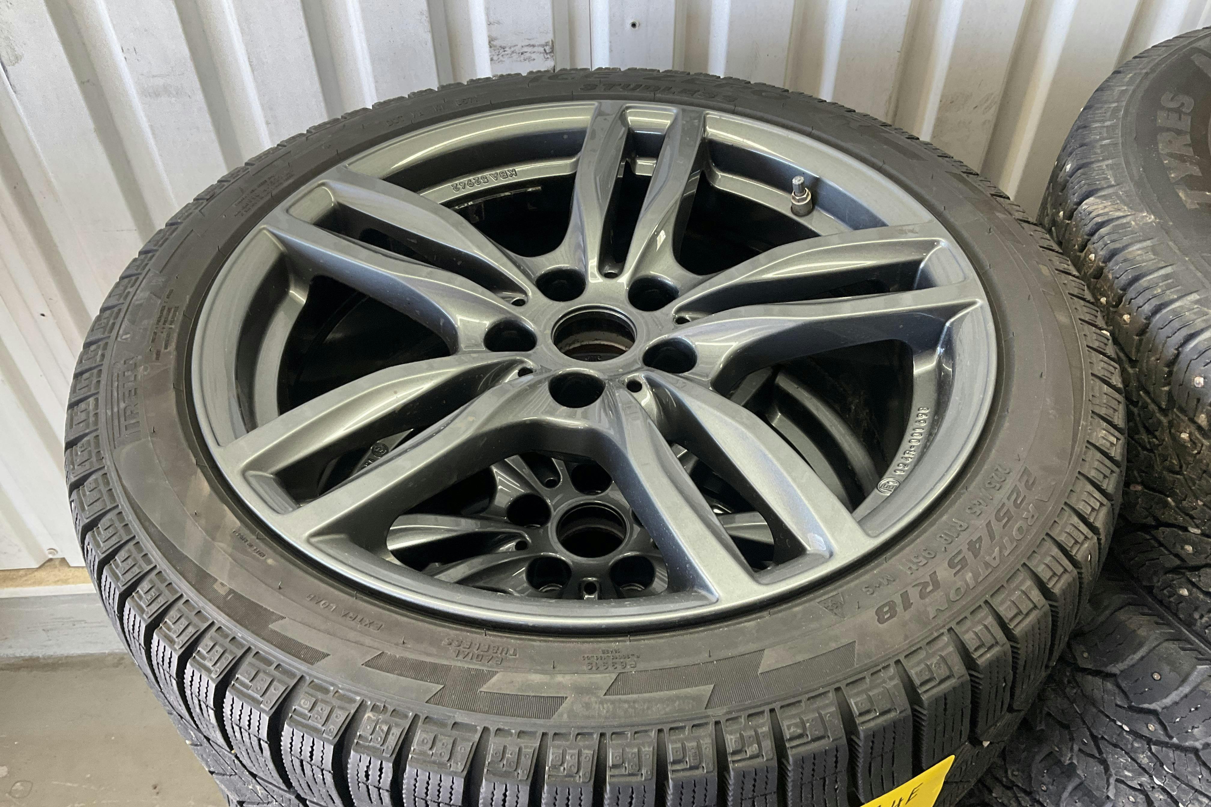 BMW 330e xDrive Touring, G21 (292hk) - 102 840 km - Automatic - black - 2021