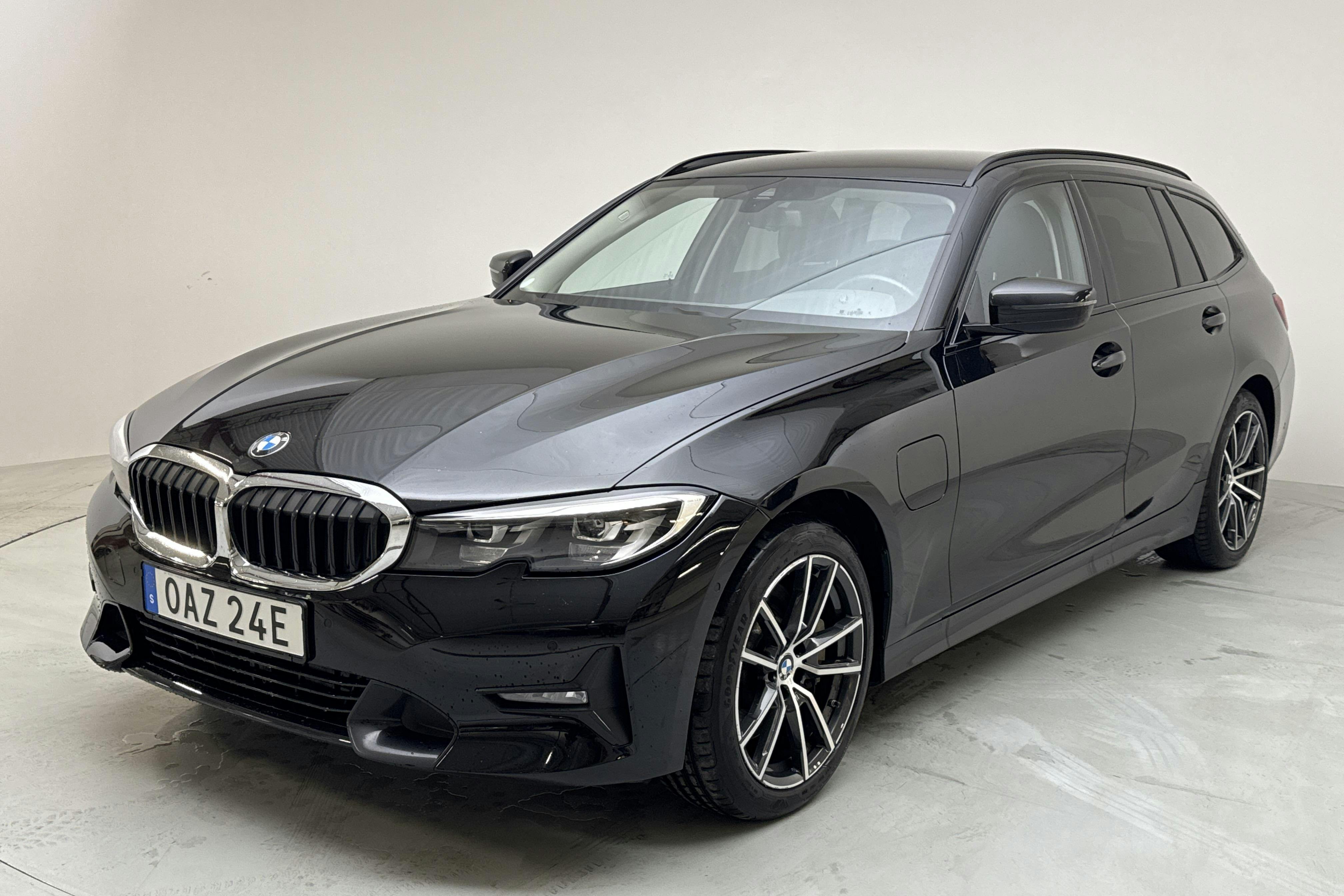 BMW 330e xDrive Touring, G21 (292hk) - 102 840 km - Automatic - black - 2021