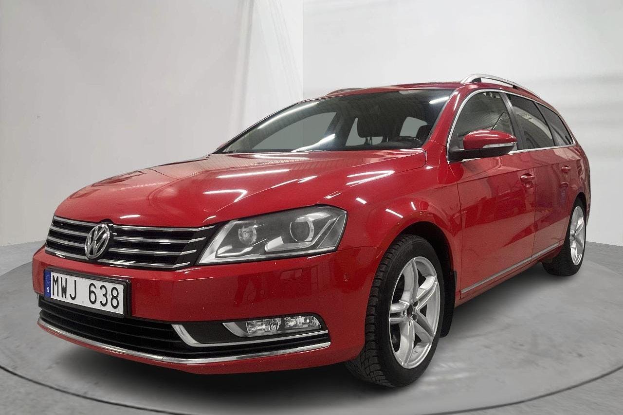 VW Passat 1.4 TSI EcoFuel Variant (150hk) - 181 330 km - Manual - red - 2013