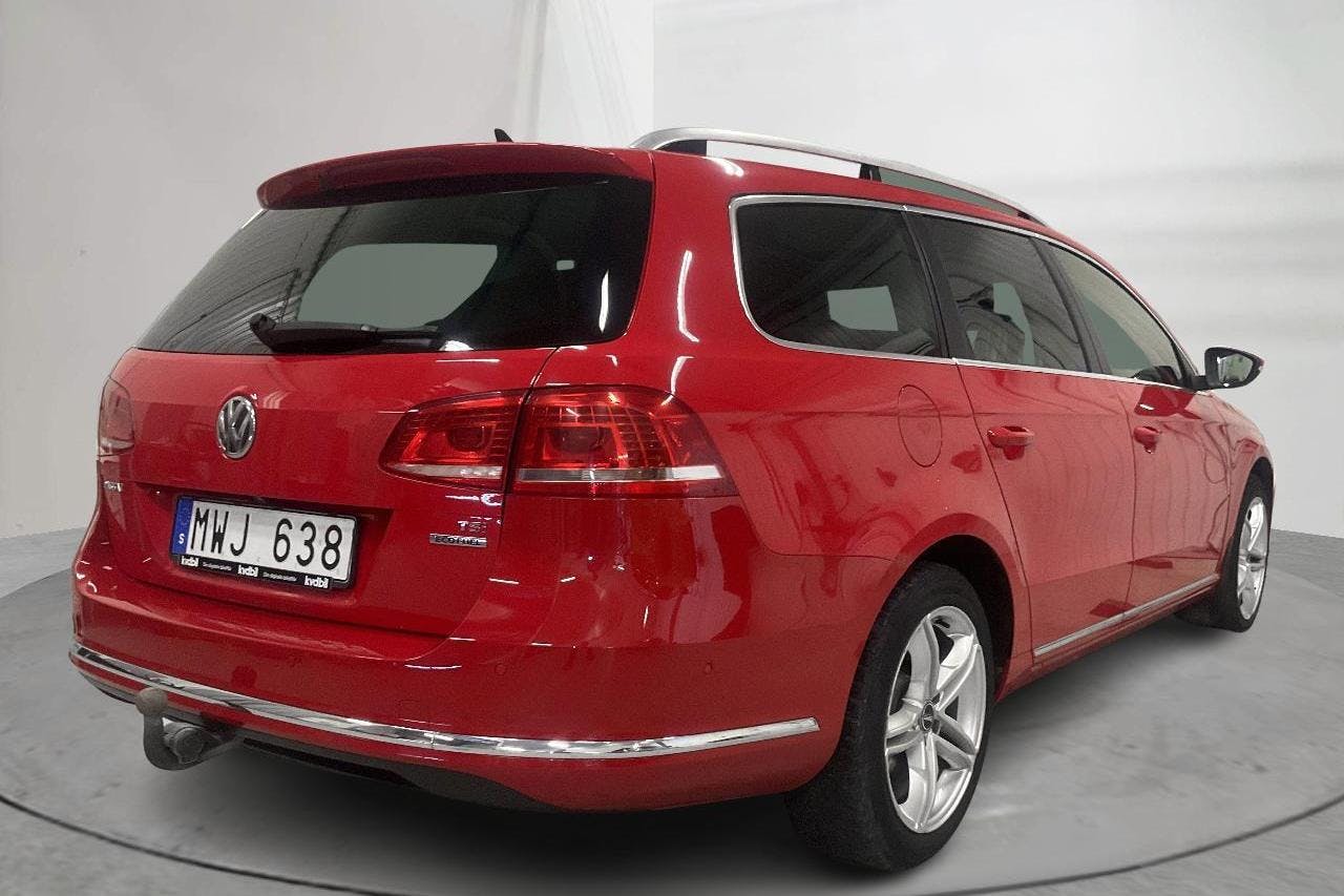 VW Passat 1.4 TSI EcoFuel Variant (150hk) - 18 133 mil - Manuell - röd - 2013