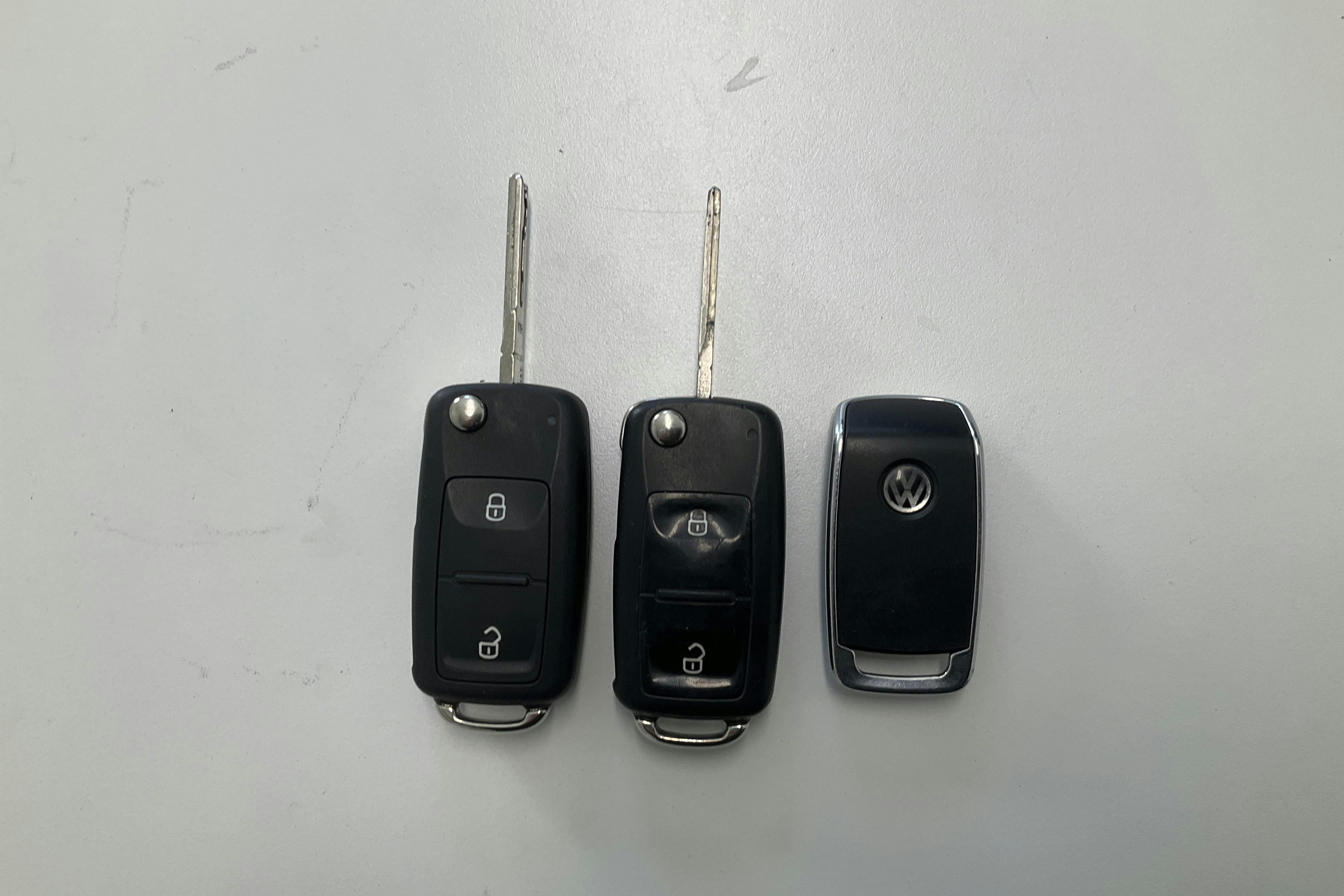 VW Transporter T6 2.0 TDI BMT Skåp (150hk) - 10 036 mil - Automat - vit - 2017