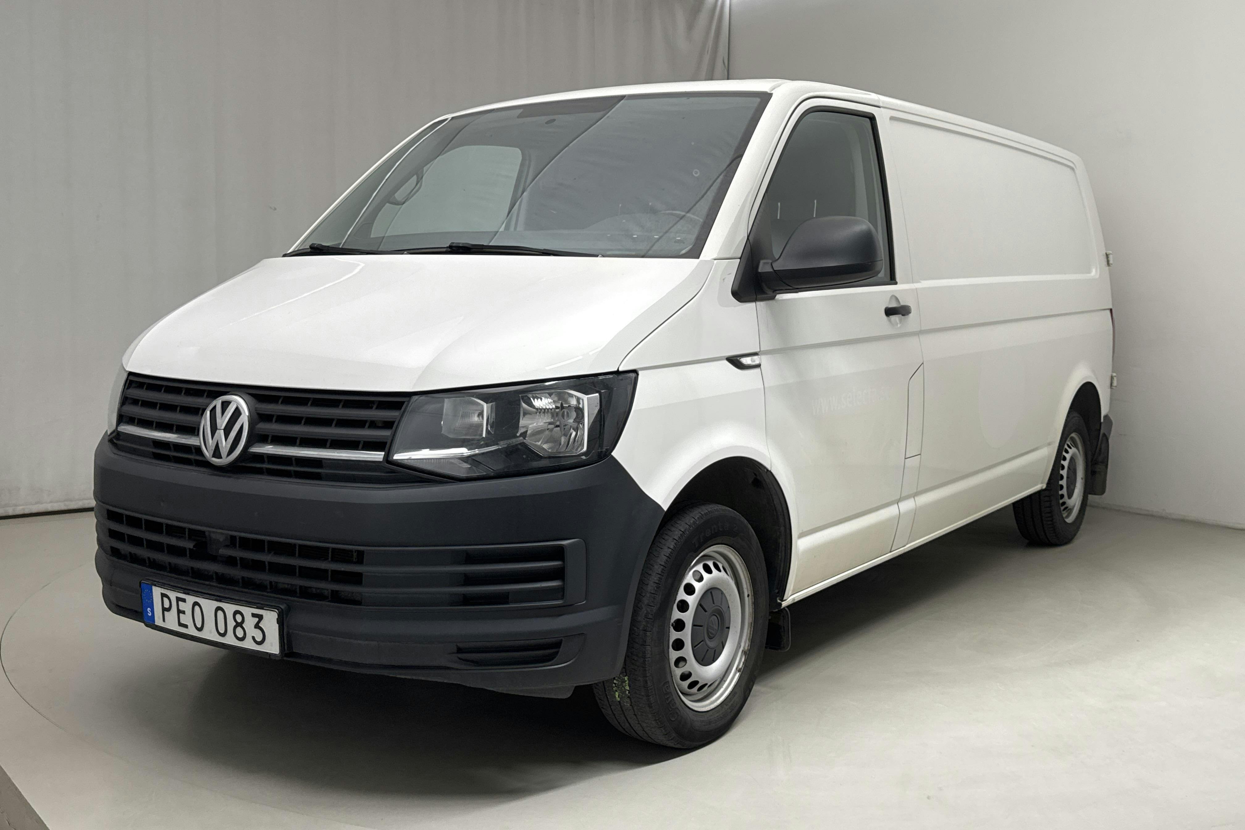 VW Transporter T6 2.0 TDI BMT Skåp (150hk) - 26 185 mil - Automat - vit - 2017