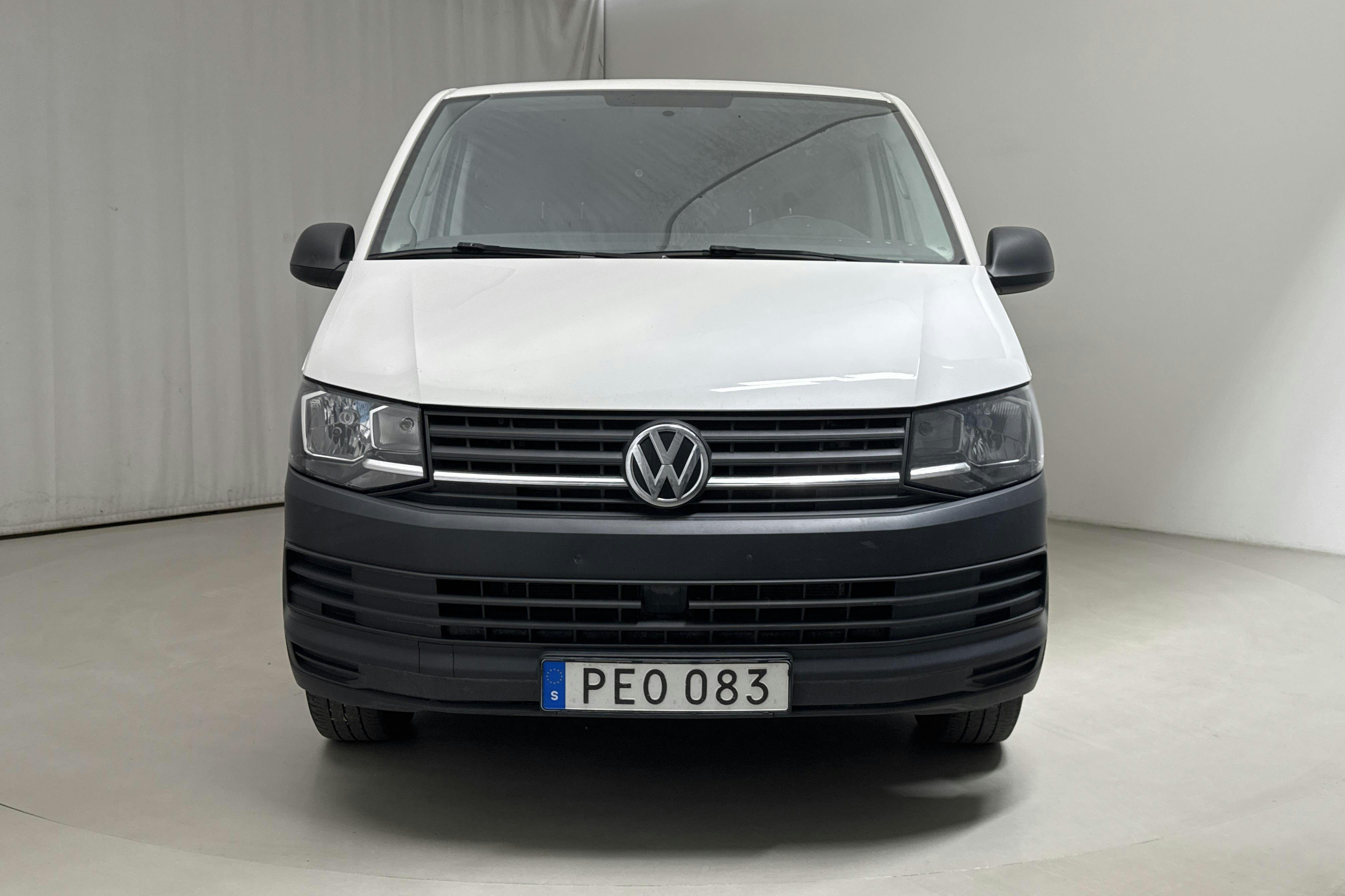 VW Transporter T6 2.0 TDI BMT Skåp (150hk) - 26 185 mil - Automat - vit - 2017