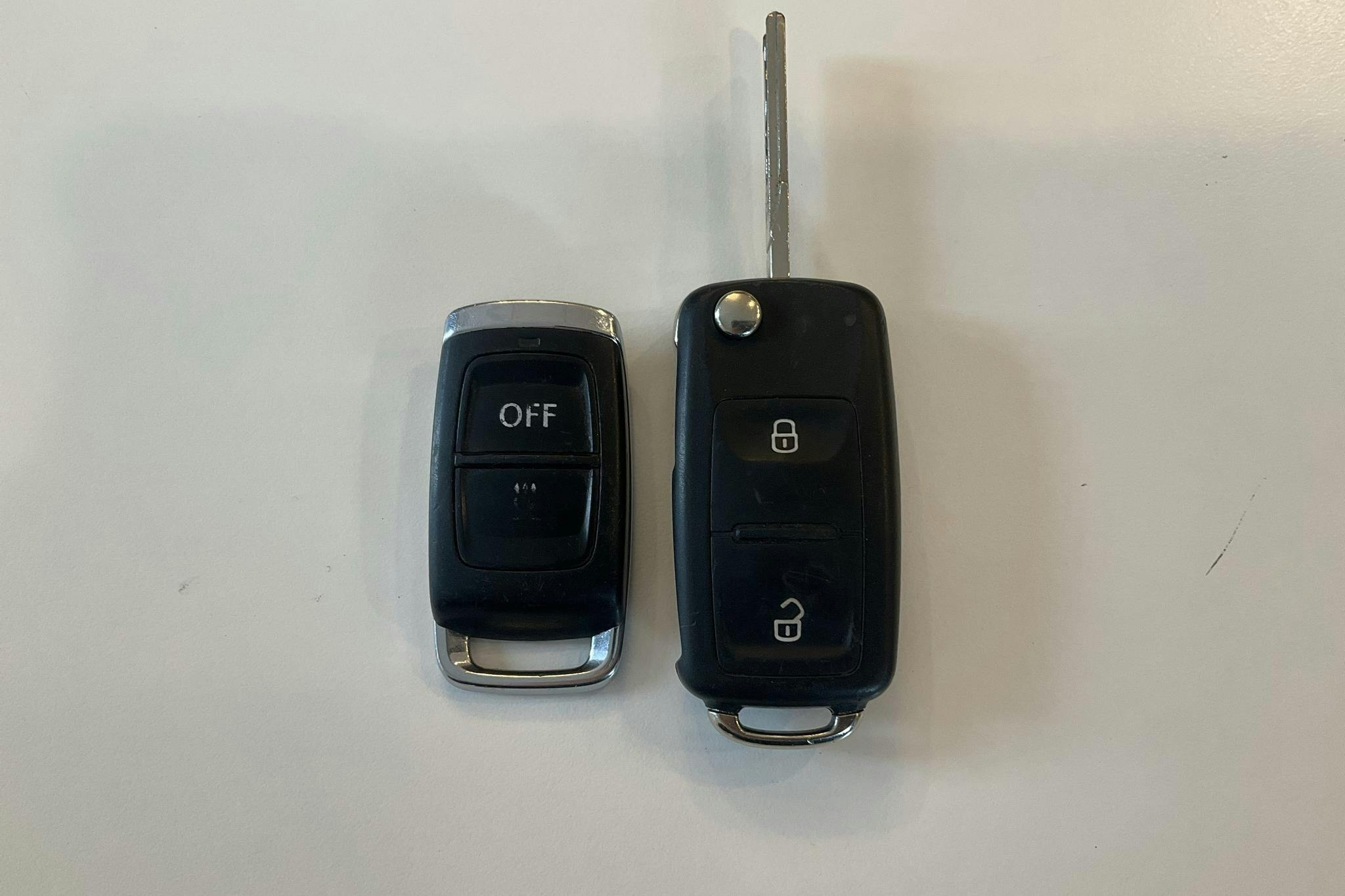 VW Transporter T6 2.0 TDI BMT Skåp (150hk) - 26 185 mil - Automat - vit - 2017
