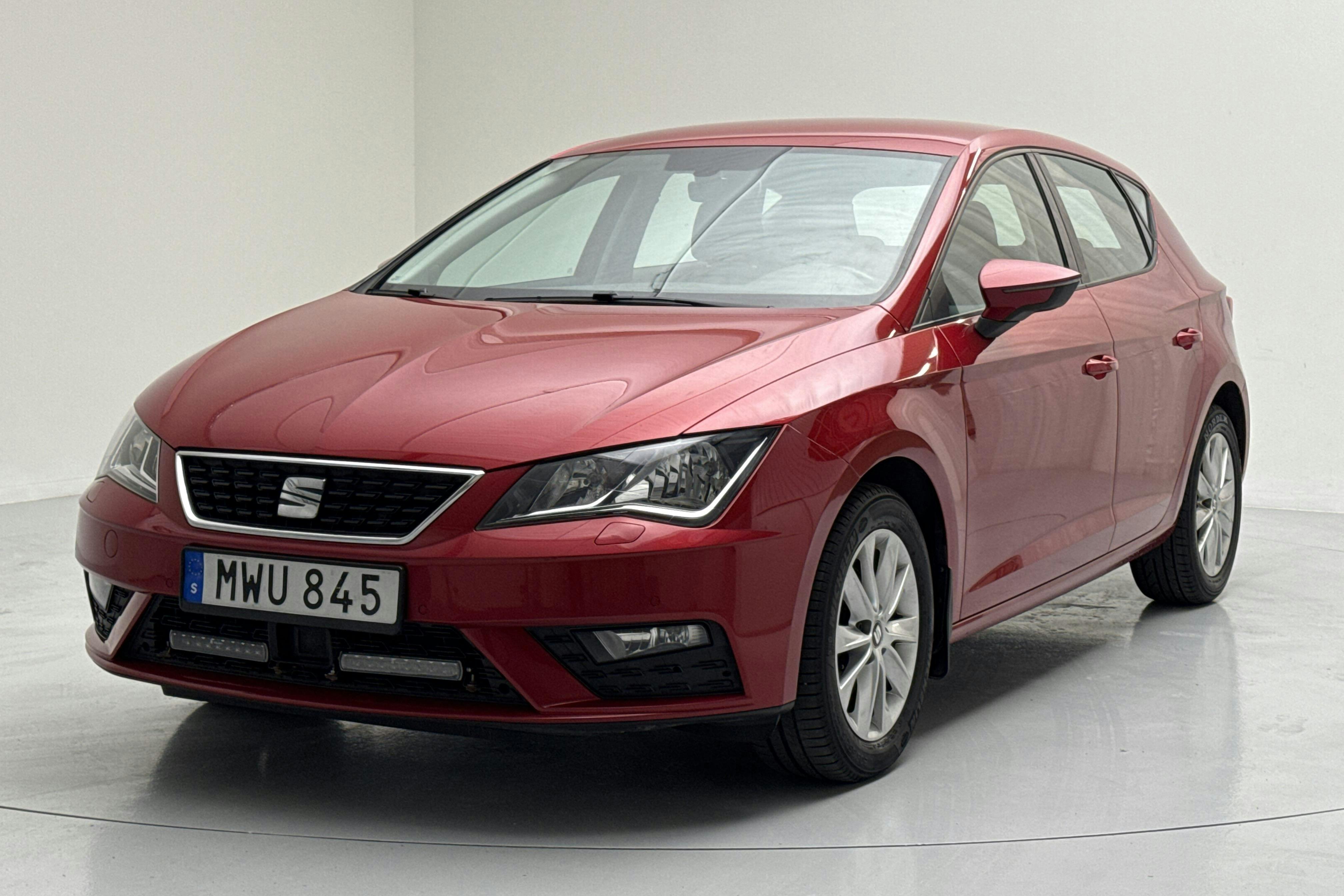 Seat Leon 1.2 TSI 5dr (110hk) - 141 380 km - Manual - red - 2018