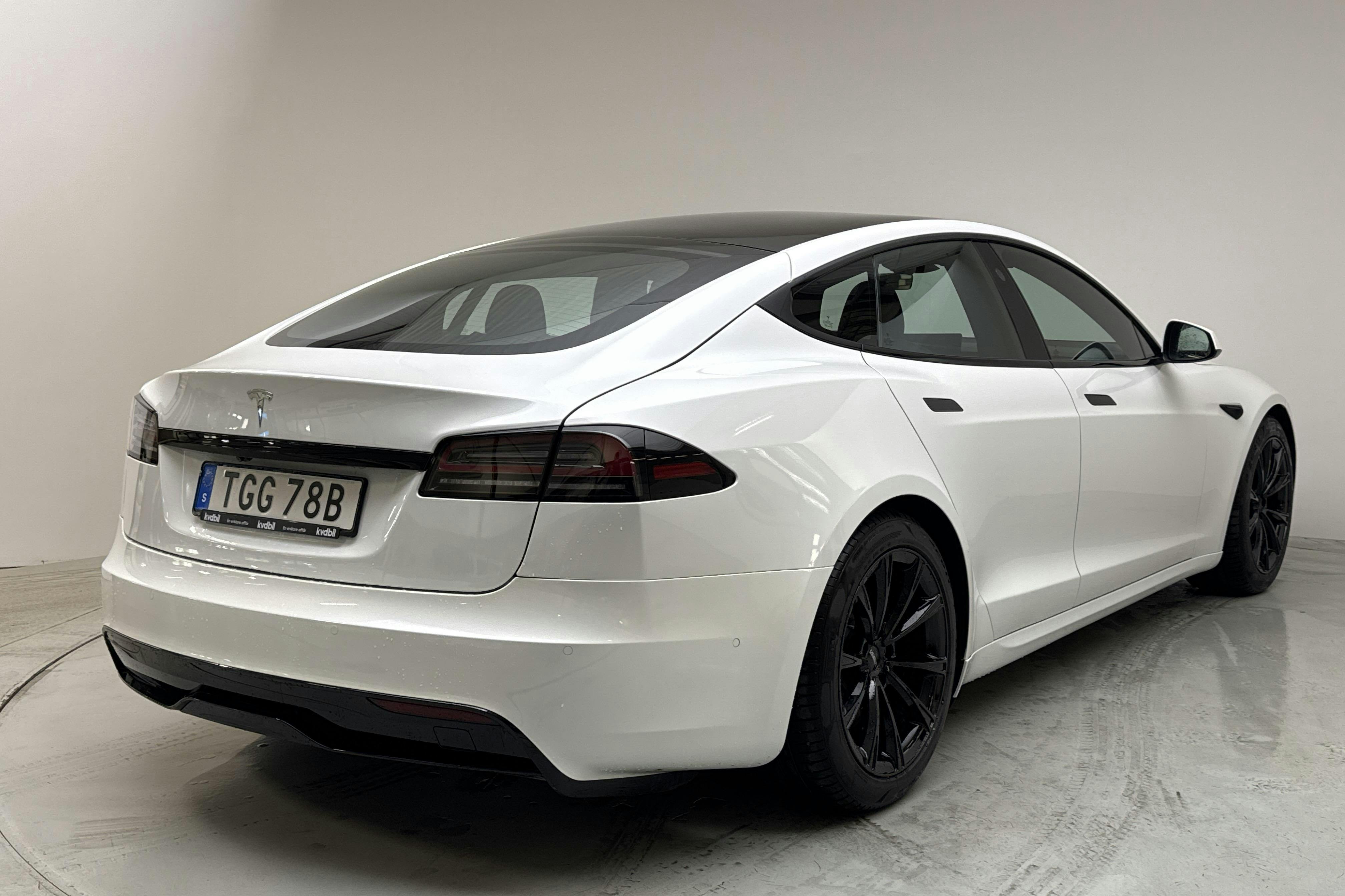 Tesla Model S Dual Motor Long Range AWD - 1 523 mil - Automat - vit - 2023