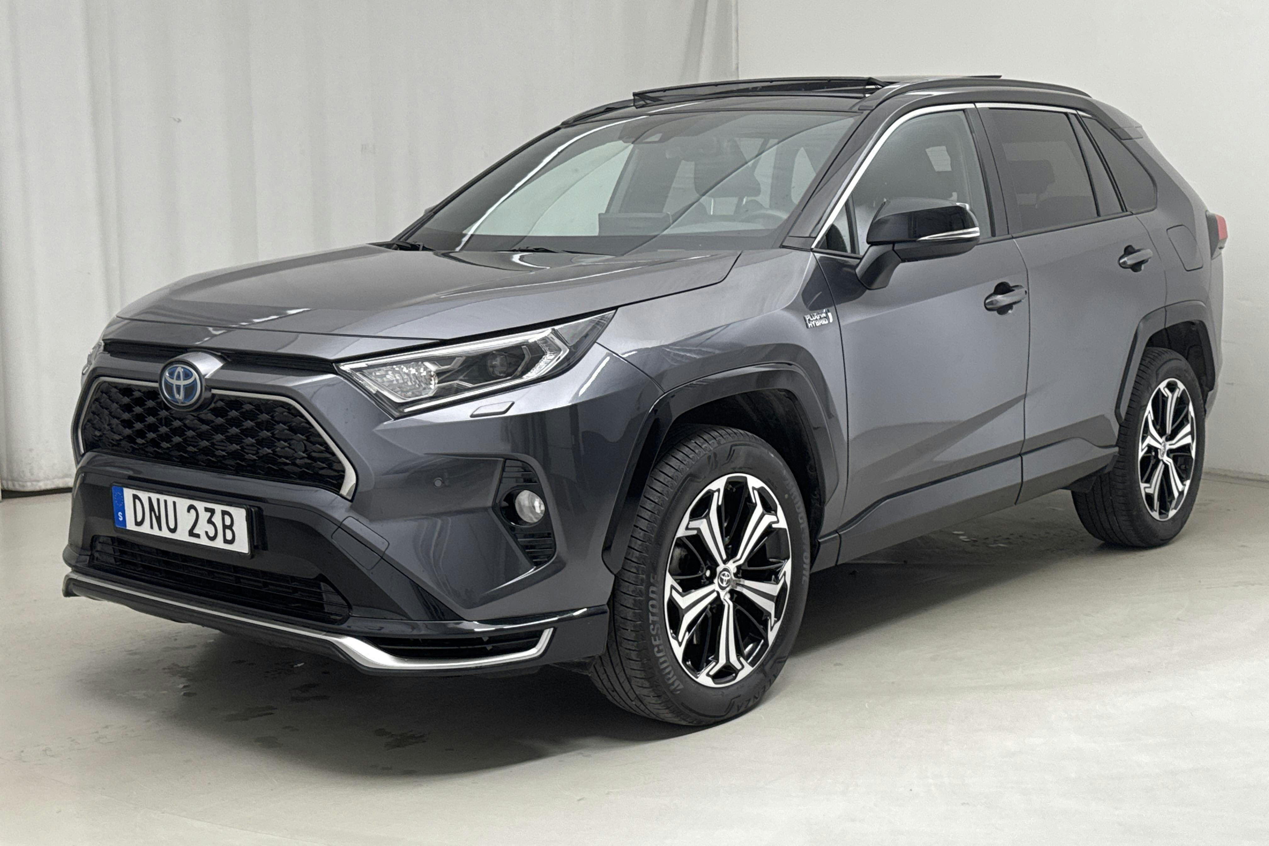 Toyota RAV4 2.5 Plug-in Hybrid AWD (306hk) - 7 520 mil - Automat - grå - 2021