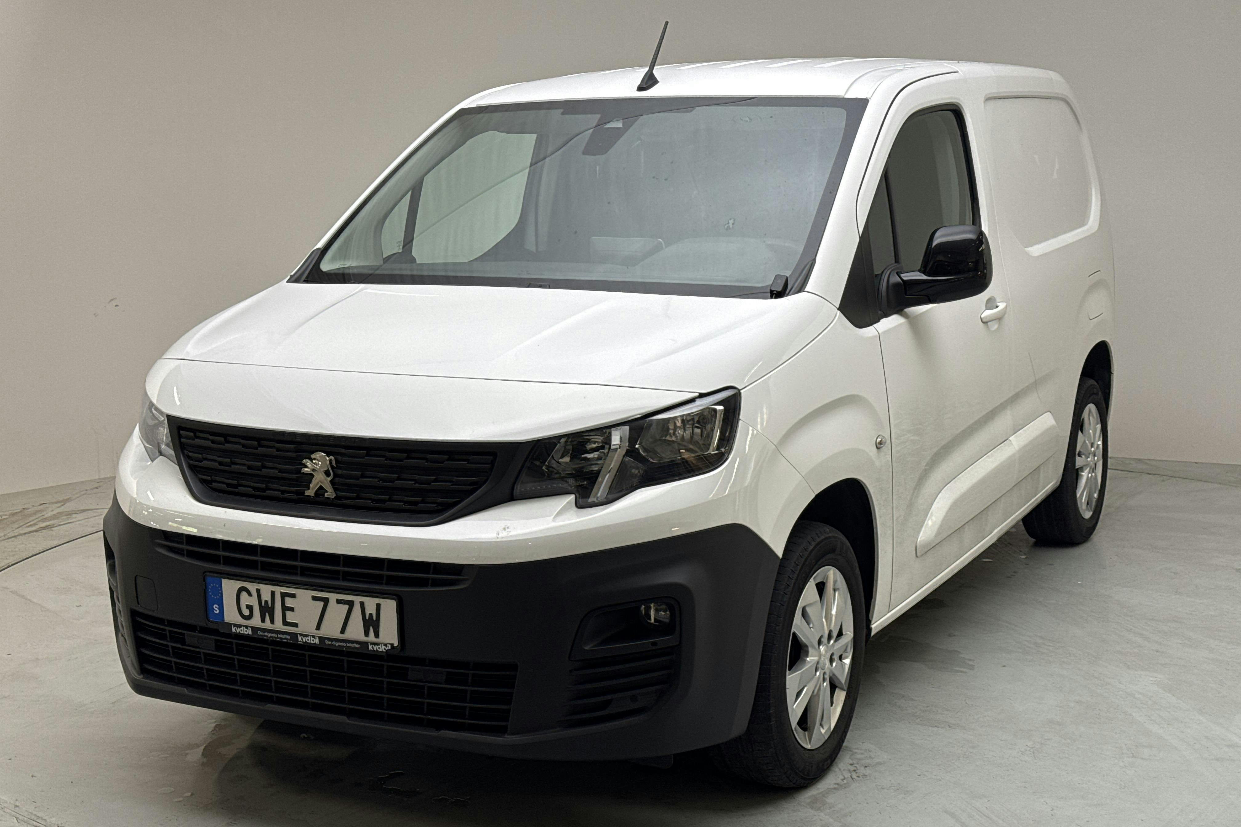 Peugeot Partner 1.5 HDI Skåp (100hk) - 59 930 km - Manuaalinen - valkoinen - 2021