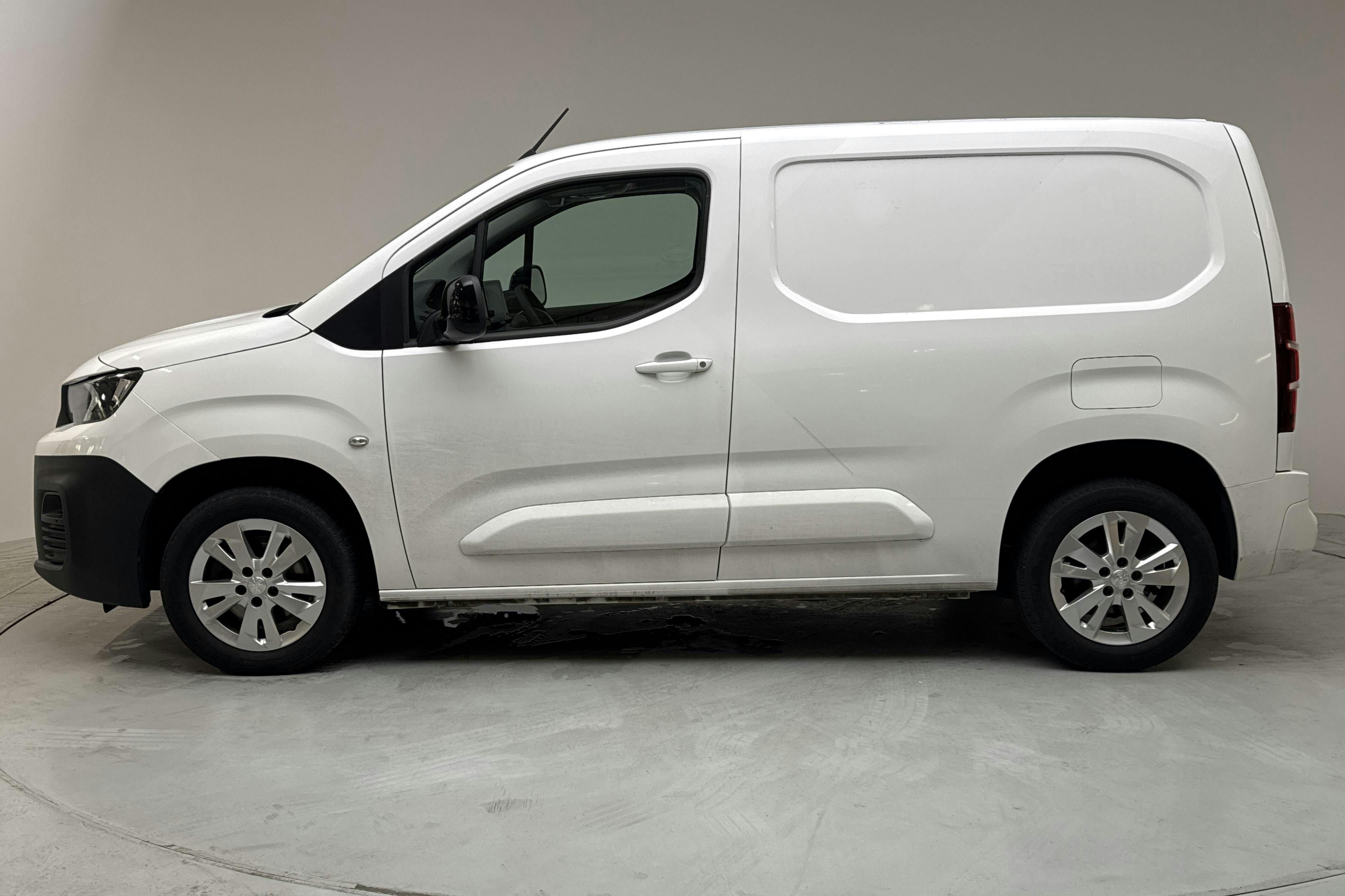 Peugeot Partner 1.5 HDI Skåp (100hk) - 5 993 mil - Manuell - vit - 2021